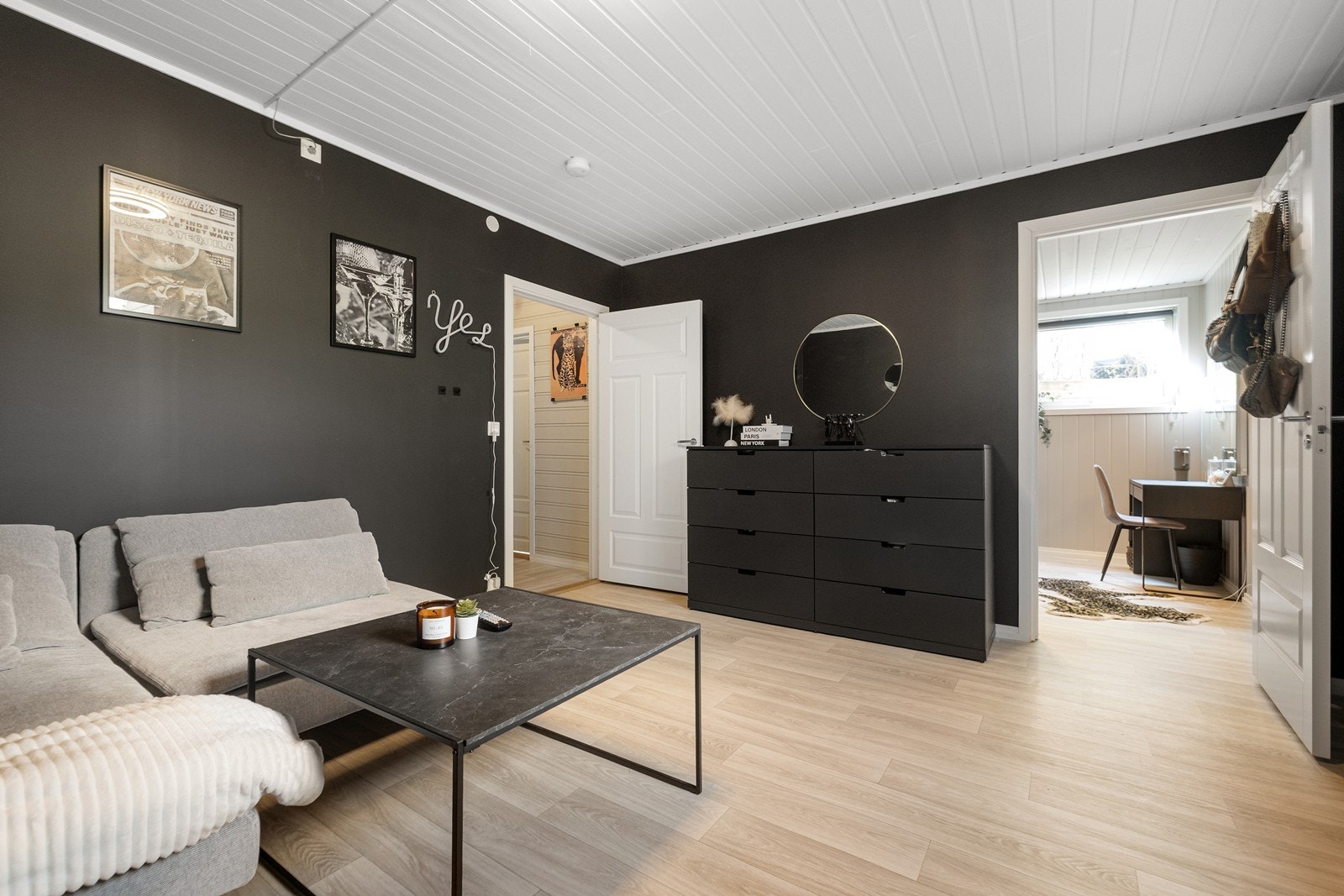 Innredet rom benyttet som kjellerstue. Galleribilde