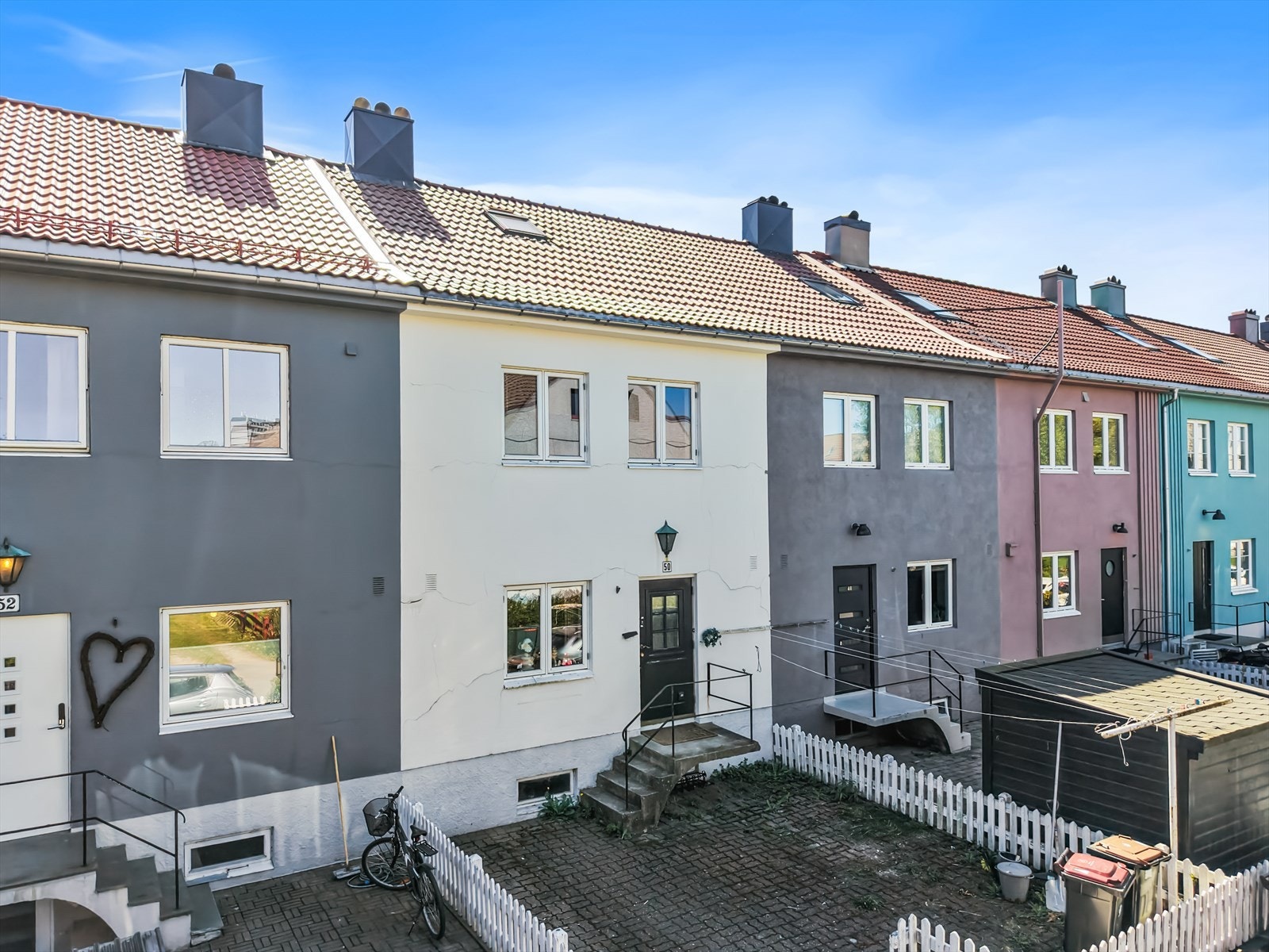 Sjarmerende bomiljø i et attraktivt boligområde. Galleribilde