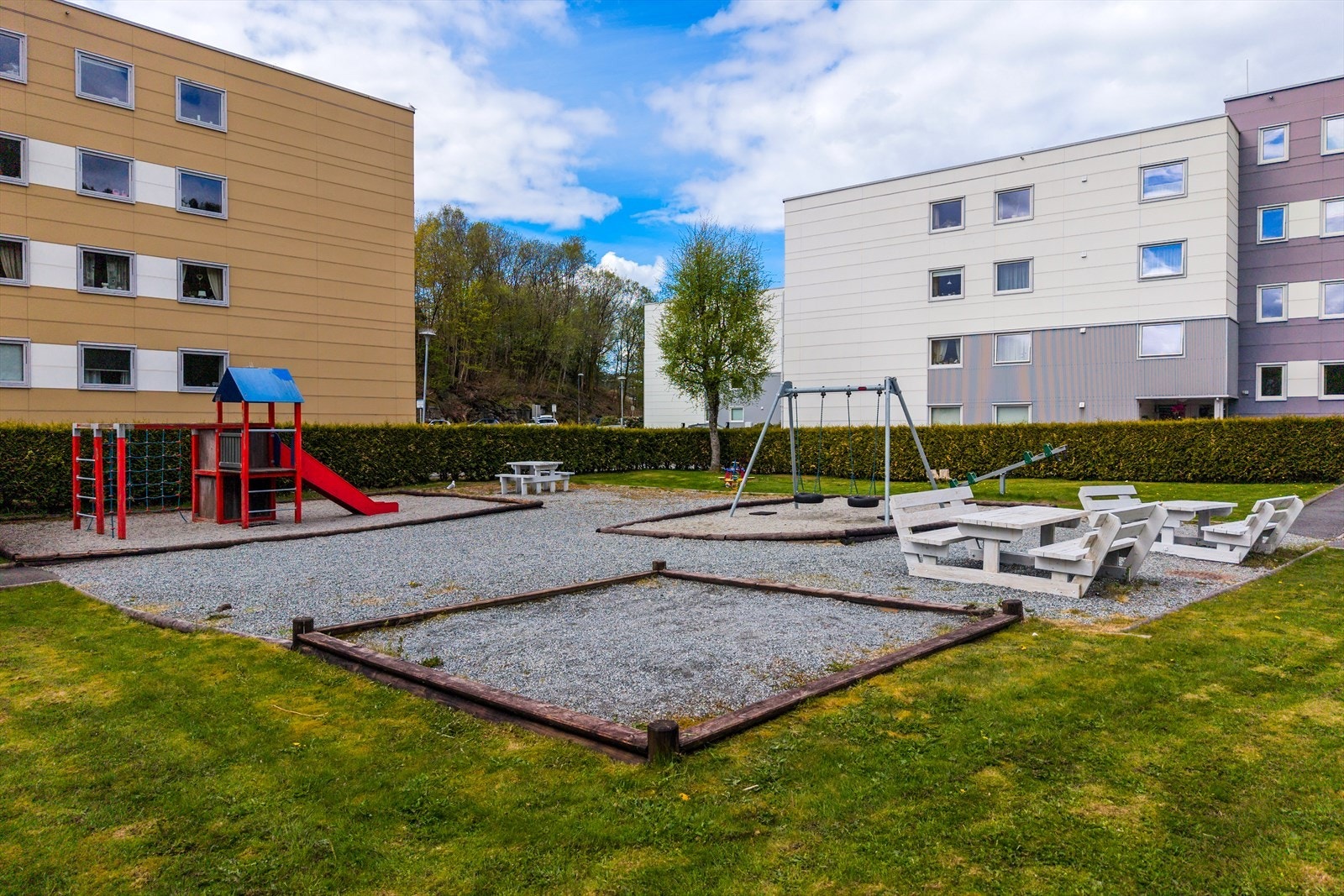 Lekeplass i borettslaget Galleribilde