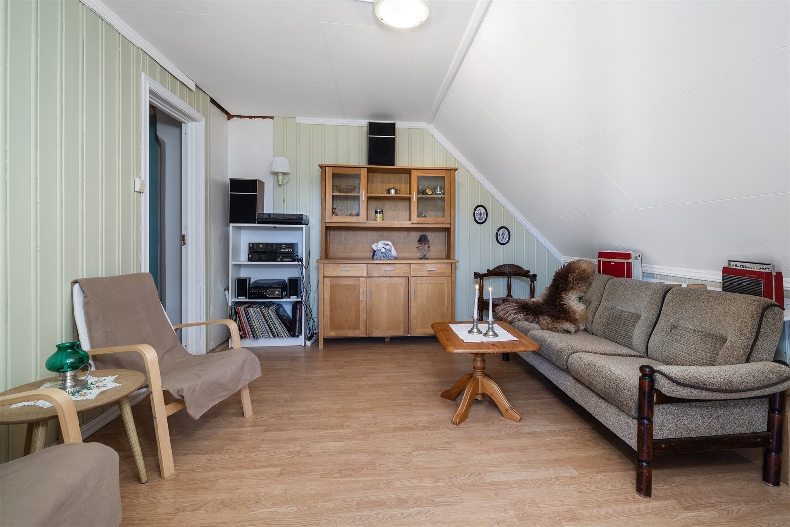 Loftstuen gir ekstra plass og fleksibilitet for familien. Galleribilde