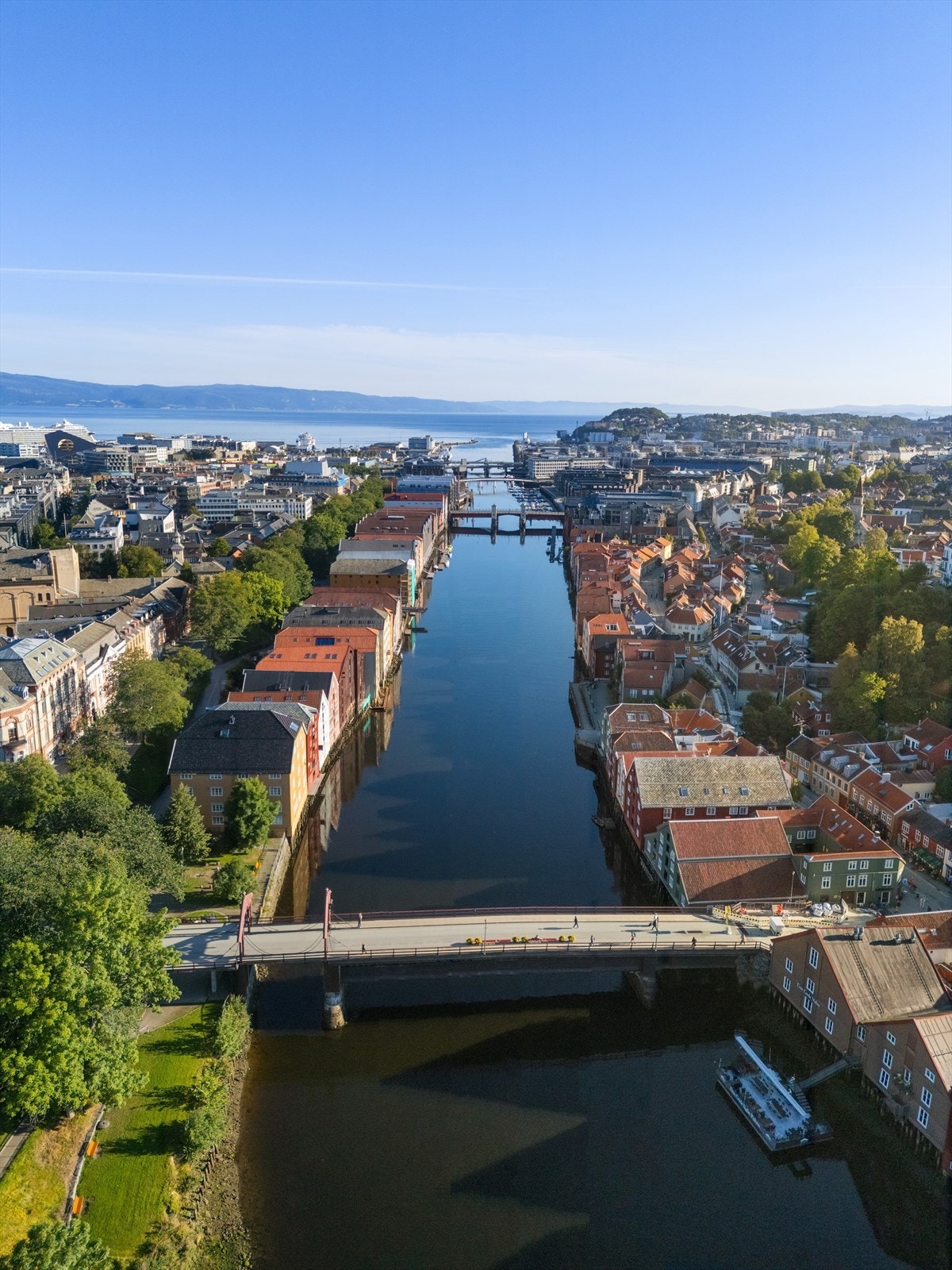 Bakklandet og midbyen med gåavstand fra leiligheten. Galleribilde