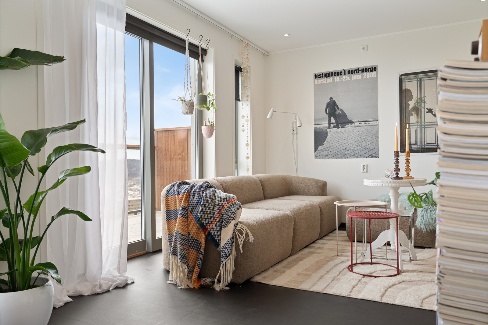 Lys og fin leilighet med et moderne uttrykk Galleribilde