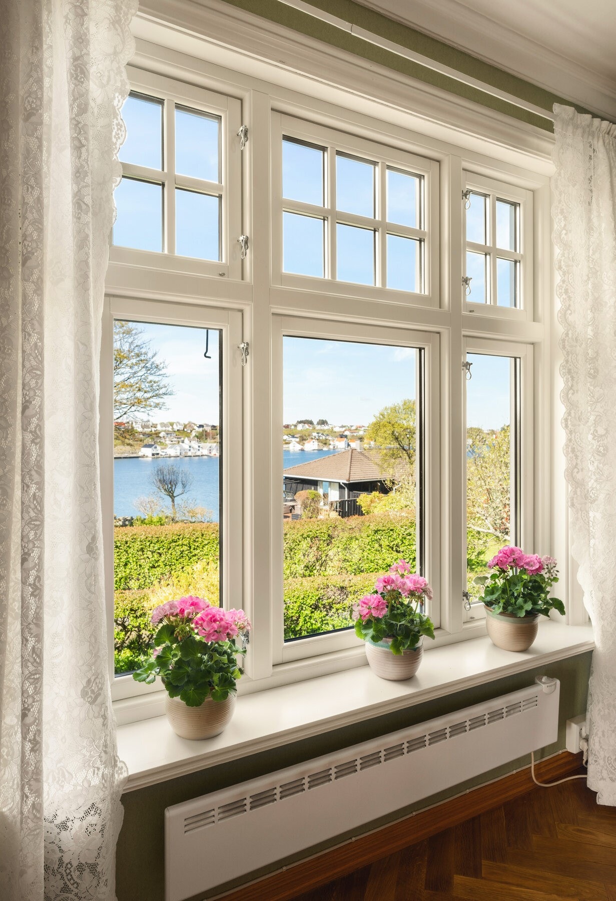 Flott utsikt utover Veavågen. Galleribilde