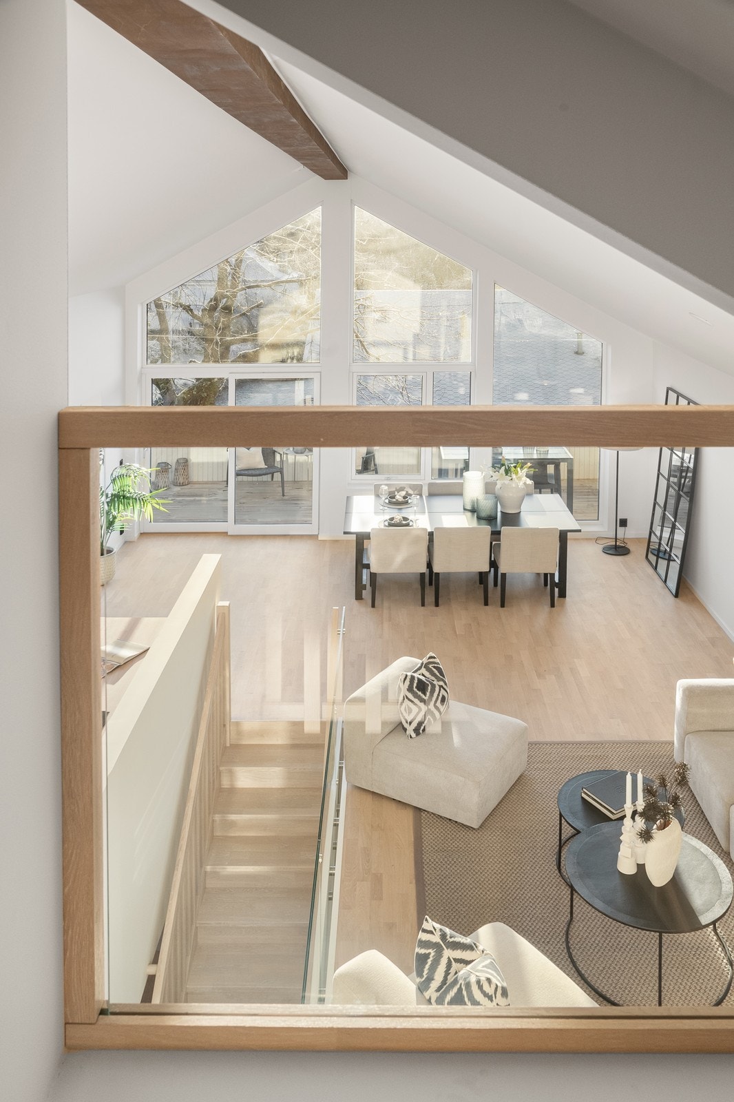 Hems | Eksklusivt rekkverk med glass Galleribilde