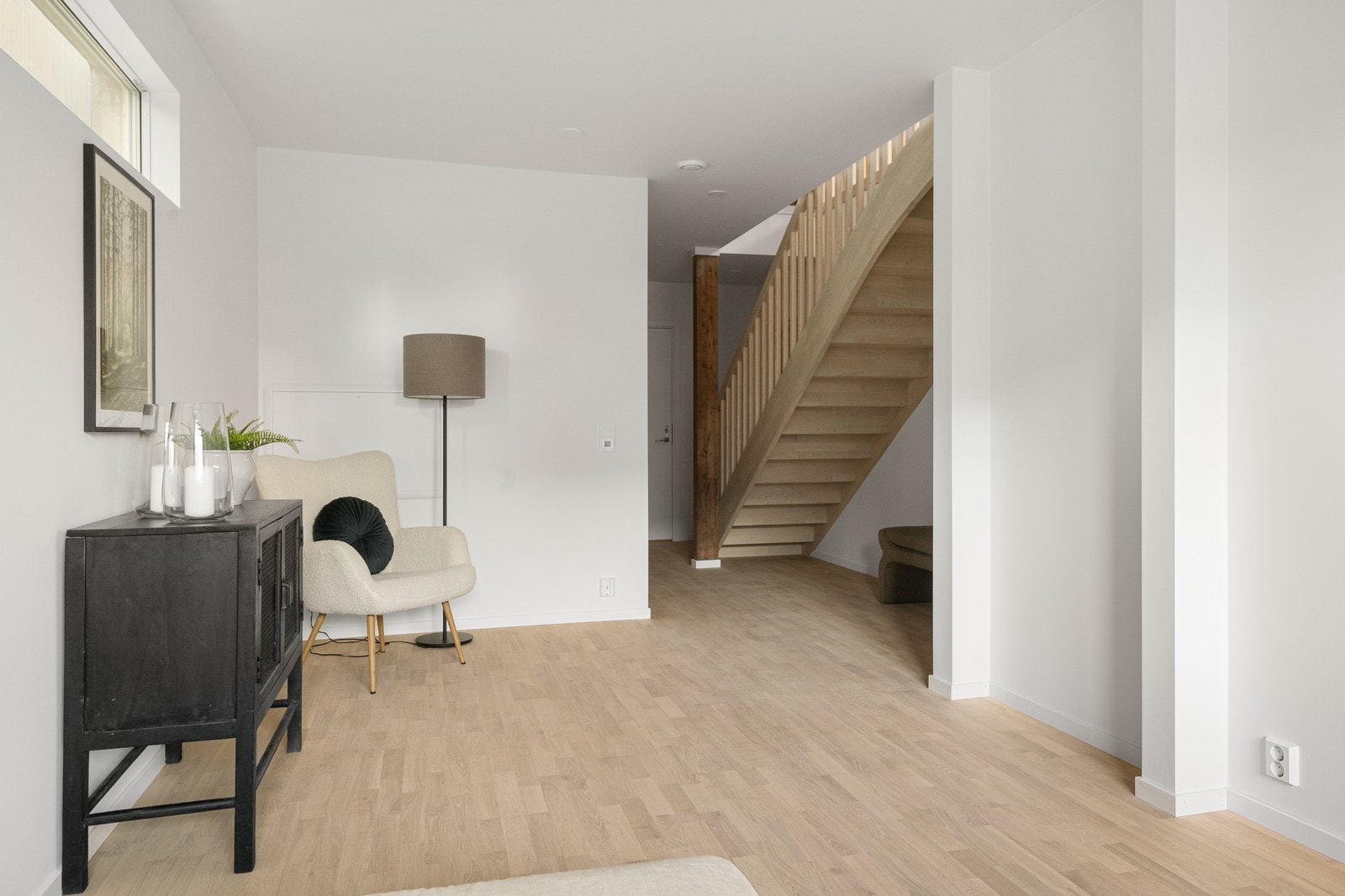 Stue i U.etasje | Galleribilde