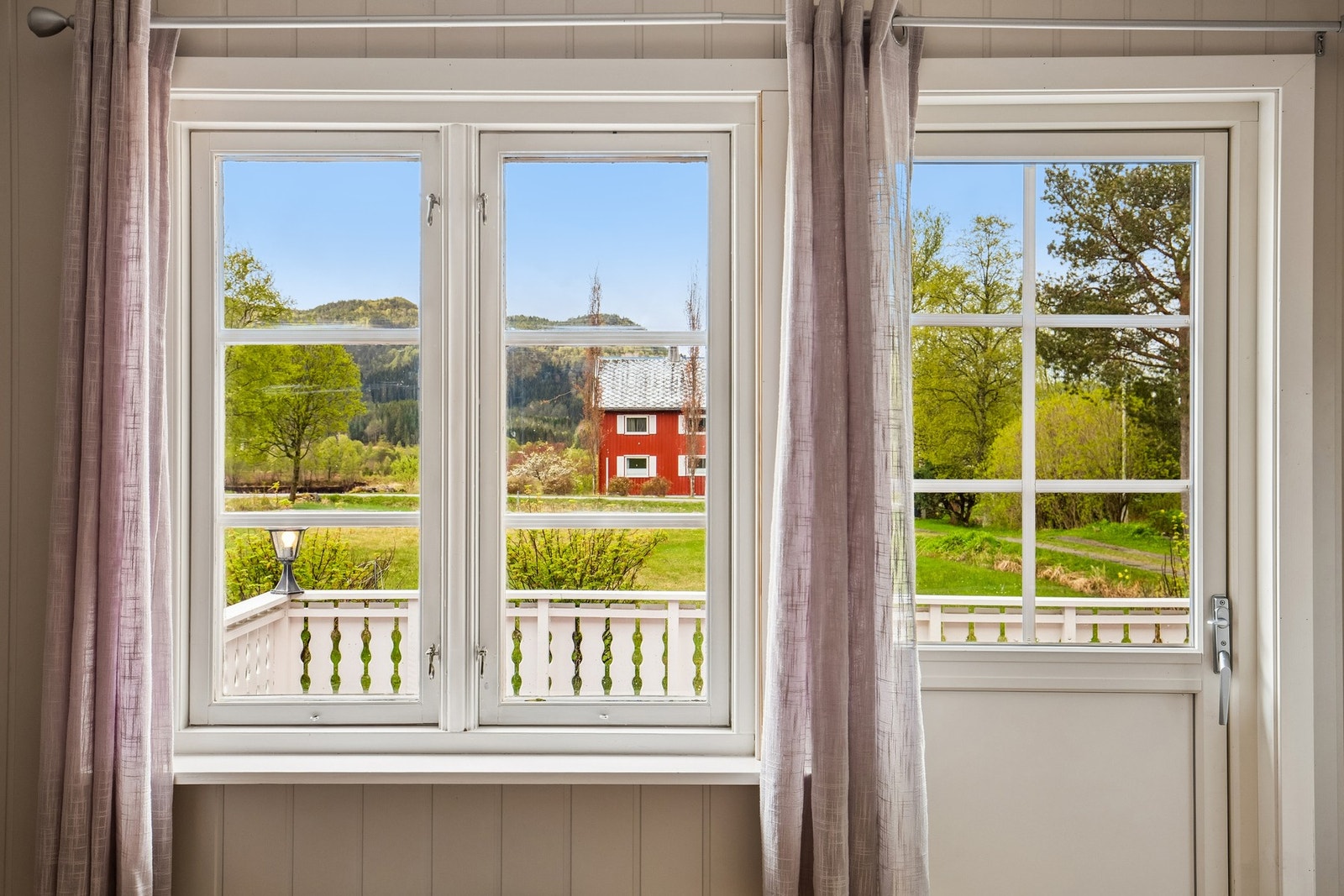 Utgang til terrasse Galleribilde