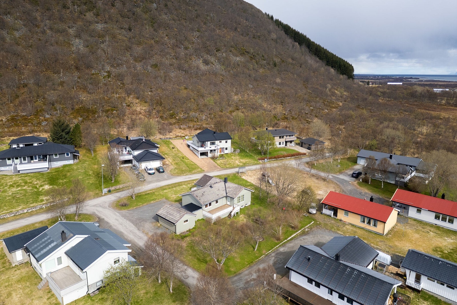 Fra boligfeltet er det kort vei til fine turområder i fjellet. Galleribilde