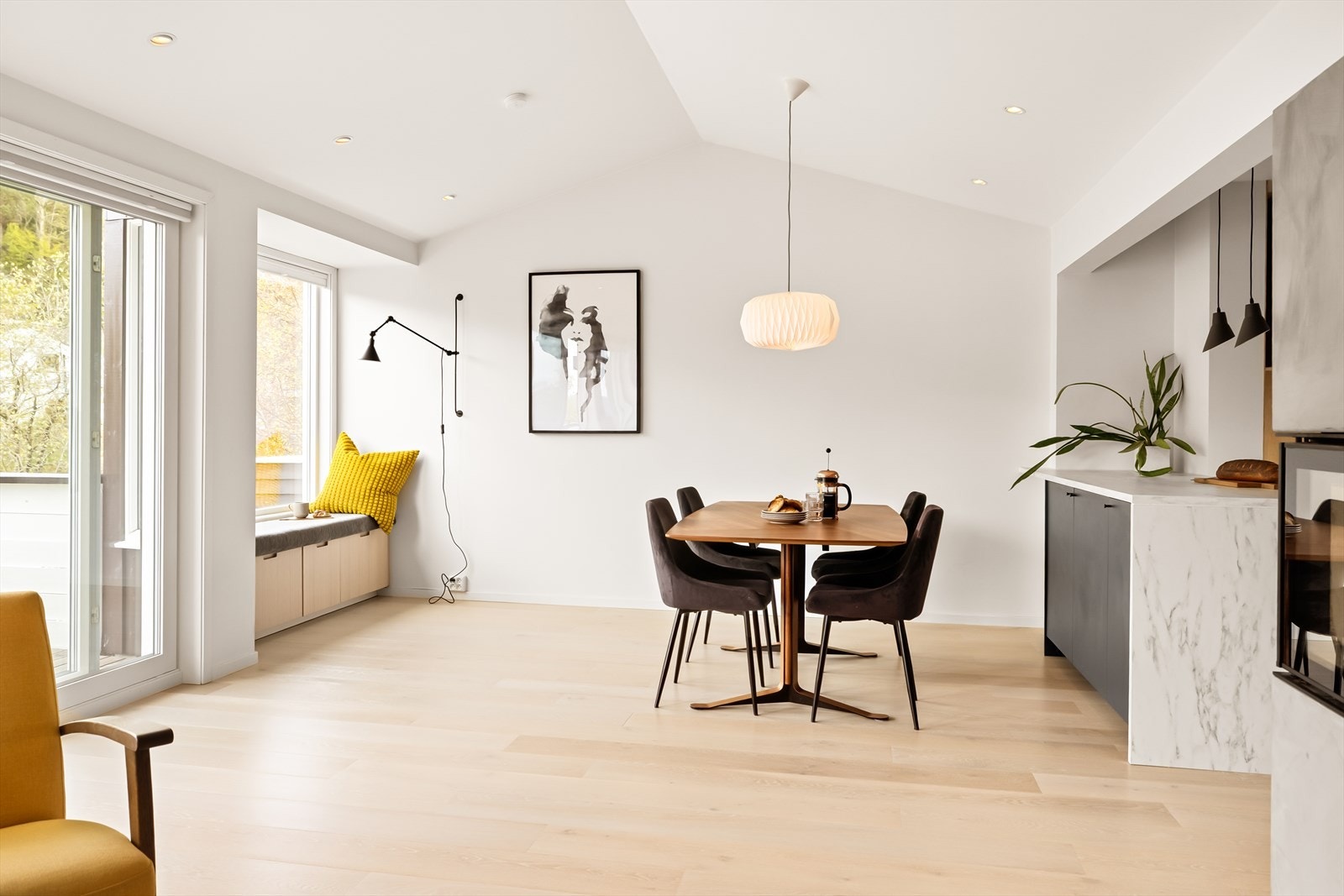Stuen og kjøkken er på totalt 38 m². Galleribilde
