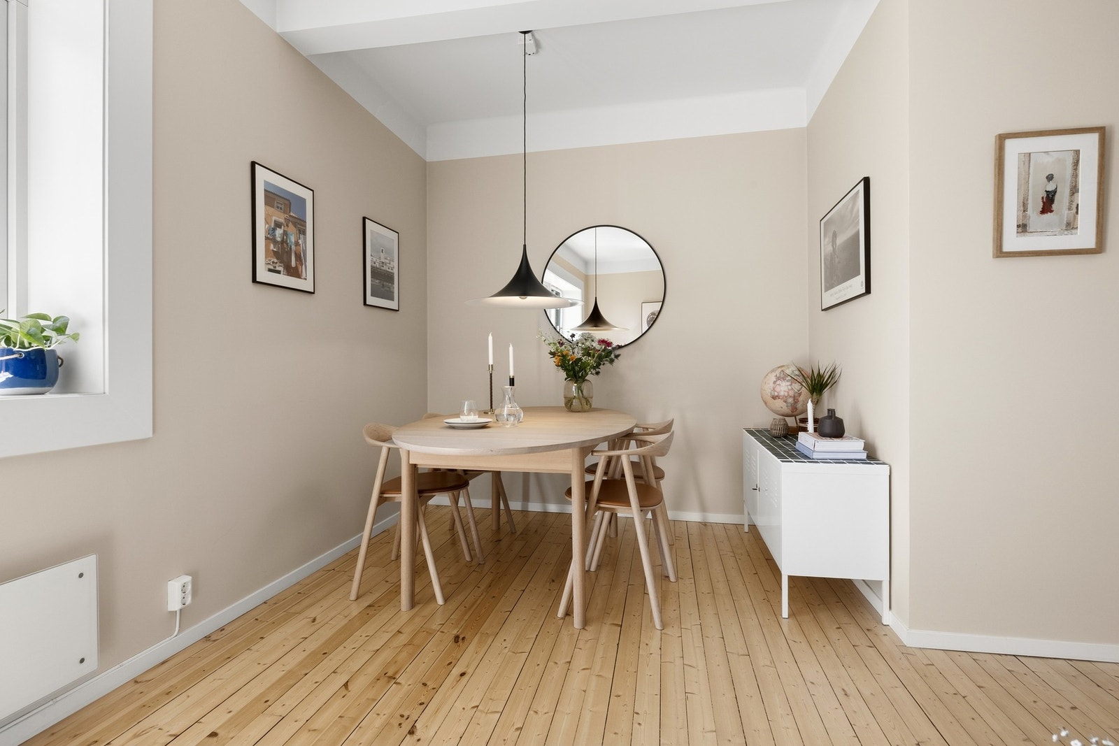 Et naturlig samlingspunkt for hyggelige måltider. Galleribilde