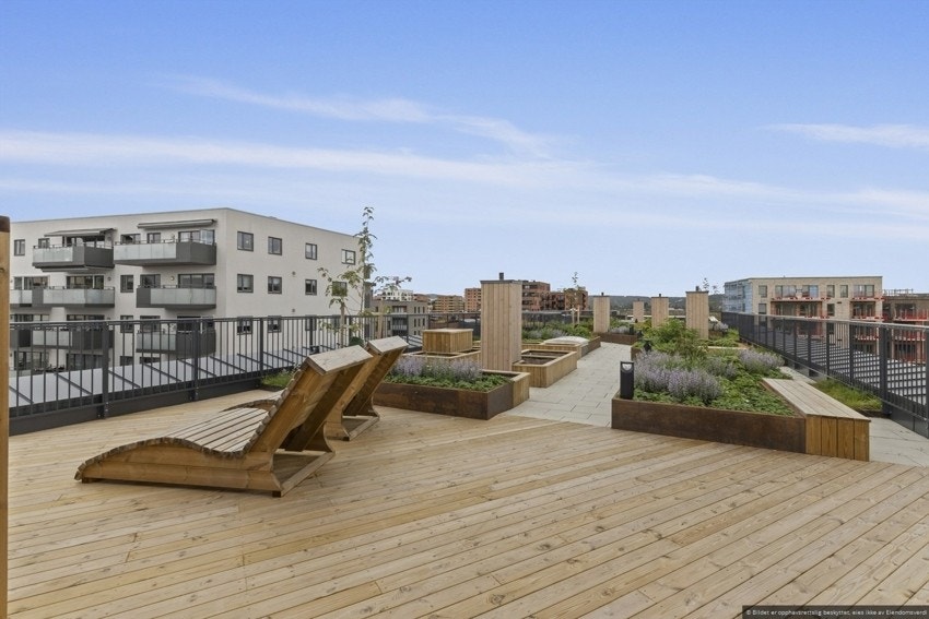 Leiligheten har tilgang til en fantastisk takterrasse på 400 kvm. Galleribilde