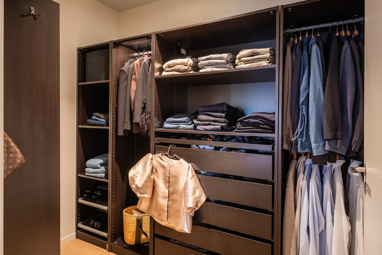 Hovedesoverom (soverom 4) har adkomst til walk-in-closet på 4,6m². Galleribilde