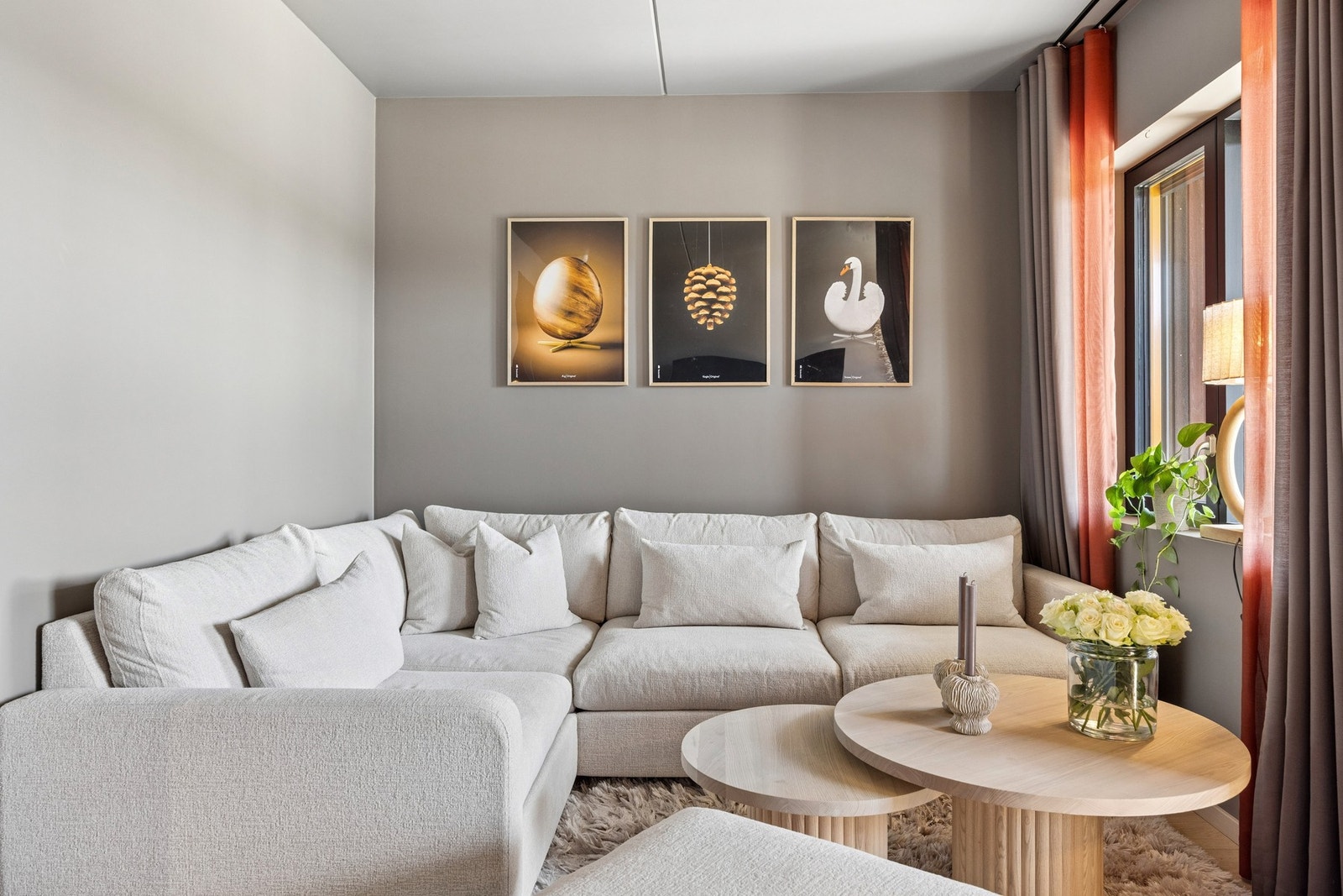 Naturlig plass for en sittegruppe i stuen Galleribilde