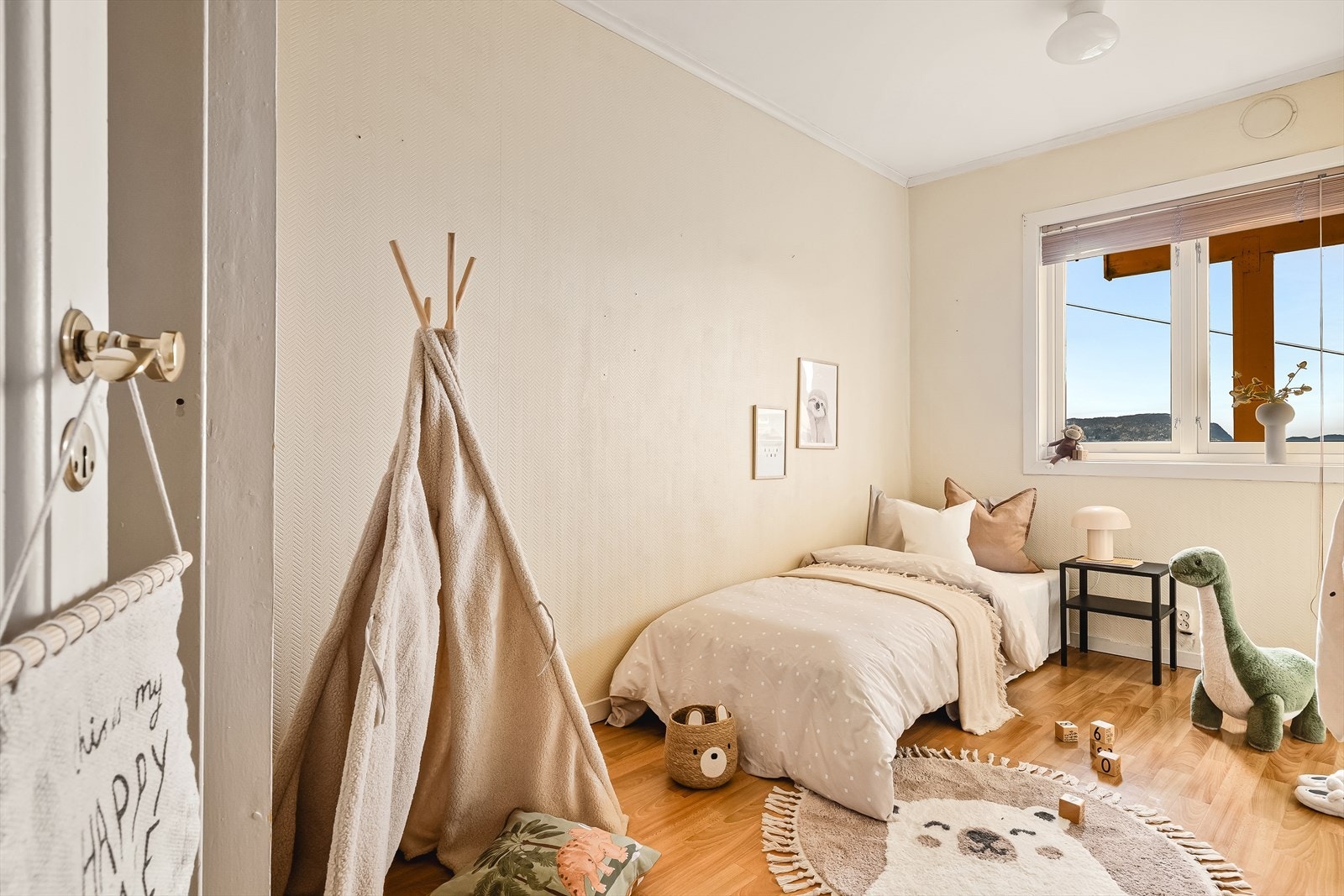 Fine barnerom eller gjesterom/kontor. Galleribilde