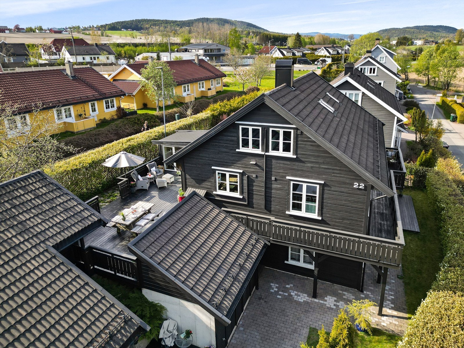 Boligen har blitt løpende vedlikeholdt og i 2025 ble en stor andel vinduer samt terrassedør skiftet Galleribilde