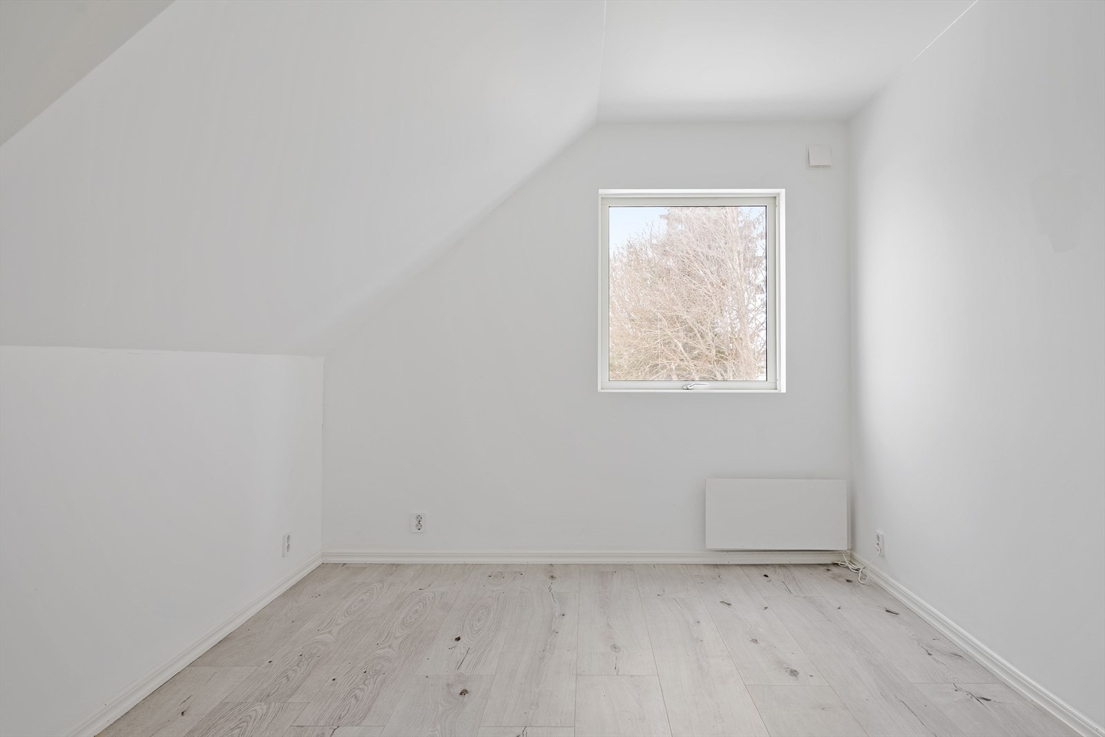 Boligen har i alt tre soverom, disse ligger i 2. etasje. Galleribilde