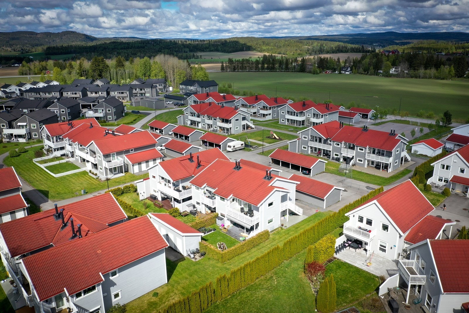 Aurskog er et levende og attraktivt tettsted, omgitt av vakker natur og med et sterkt lokalt fellesskap. Galleribilde