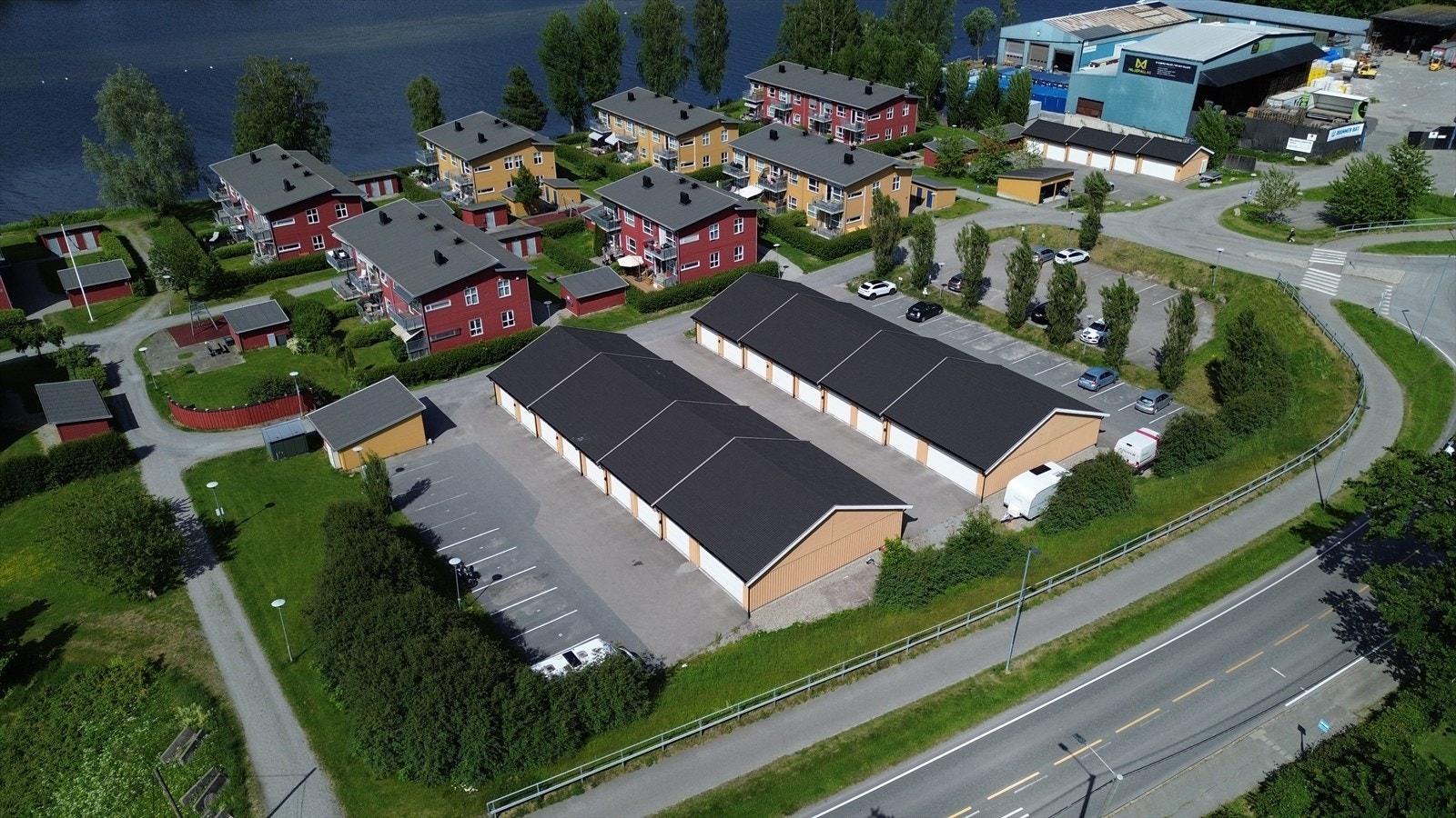 Det medfølger en fast garasjeplass i felles anlegg. Galleribilde