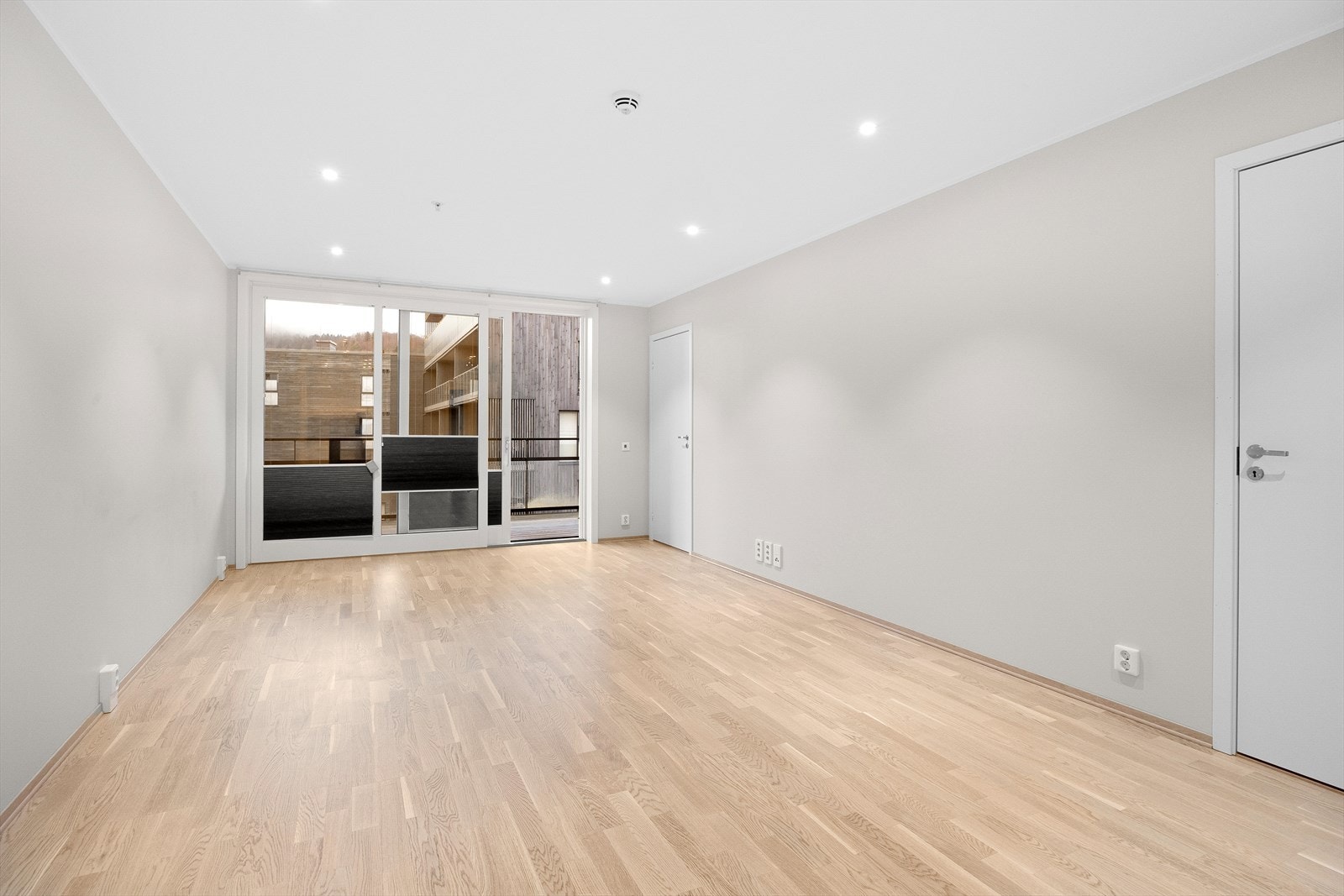 Leiligheten var nybygget i 2016 og har moderne standard med vannbåren varme og balansert ventilasjon. Galleribilde