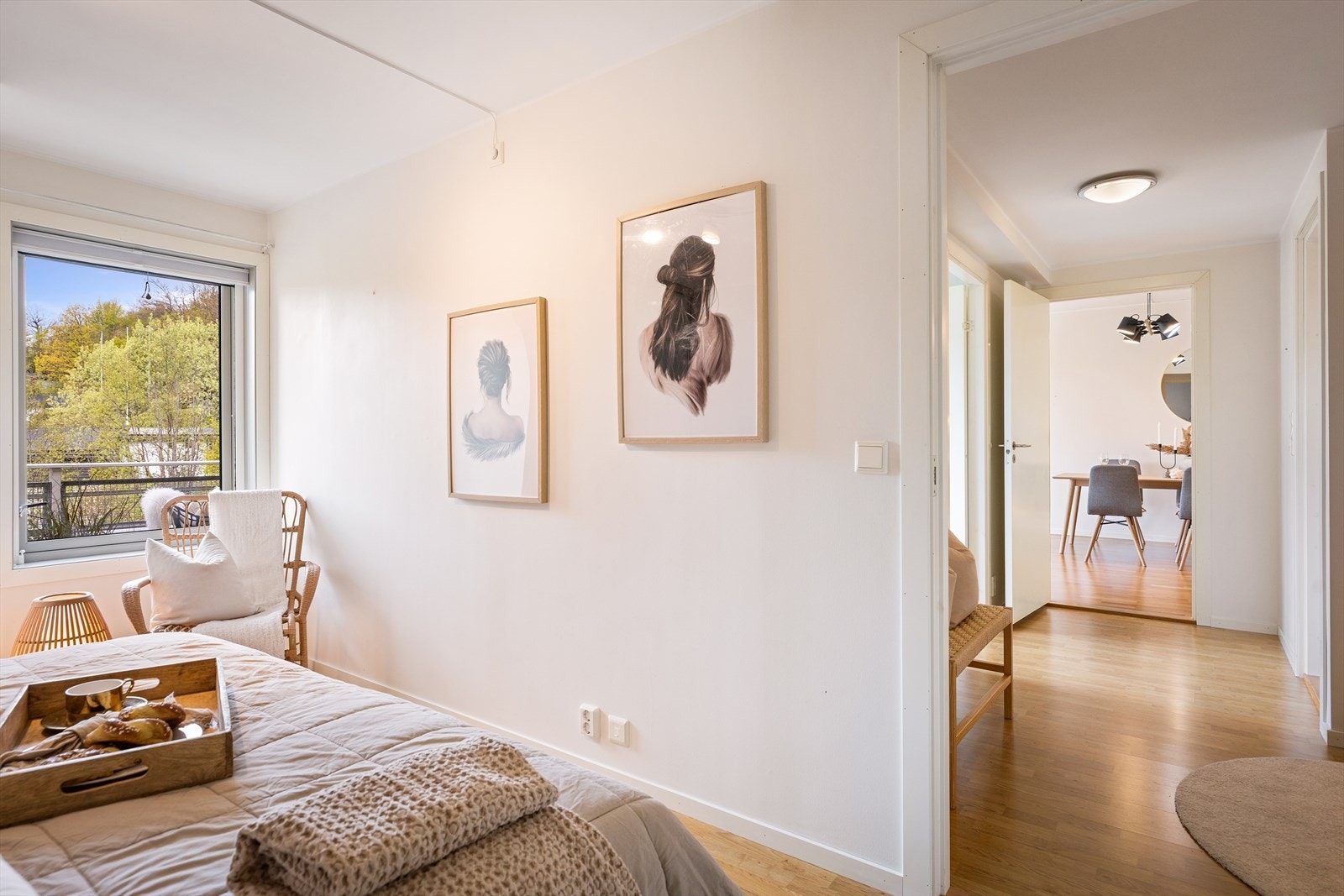 Hovedsoverom med tilkomst fra gangen. Galleribilde