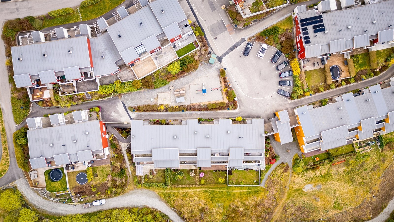 Kort vei til gode turmuligheter i skog og mark. Galleribilde