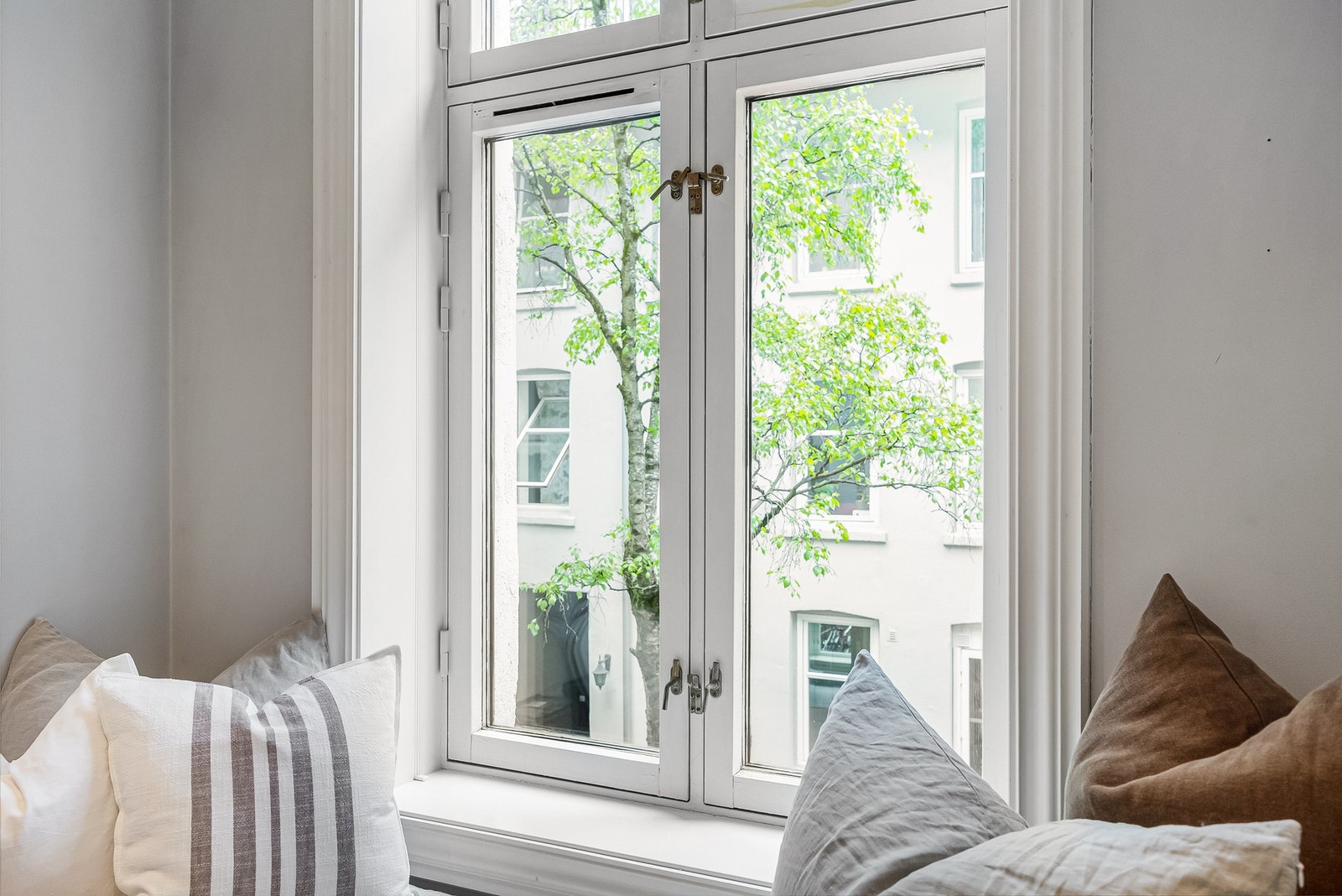Vender også mot den grønne og rolige bakgården. Galleribilde