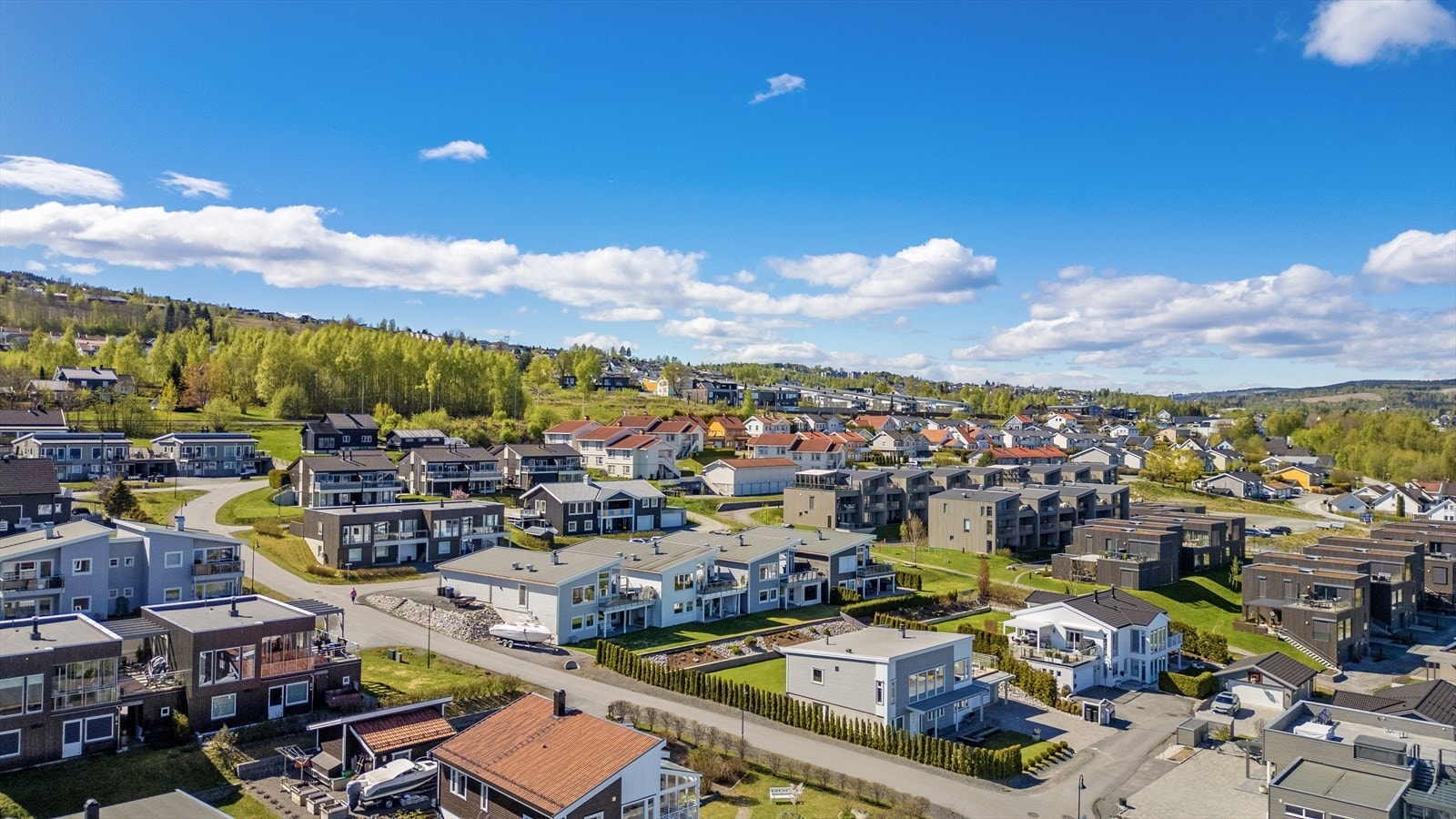 Stilig bolig i hyggelig område. Galleribilde