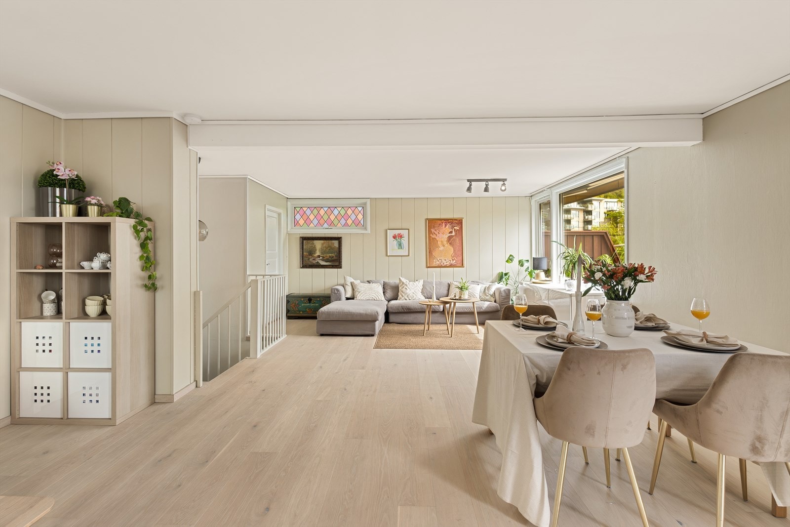 - Boligen har et BRA-i på 123 m² fordelt på to etasjer - Galleribilde