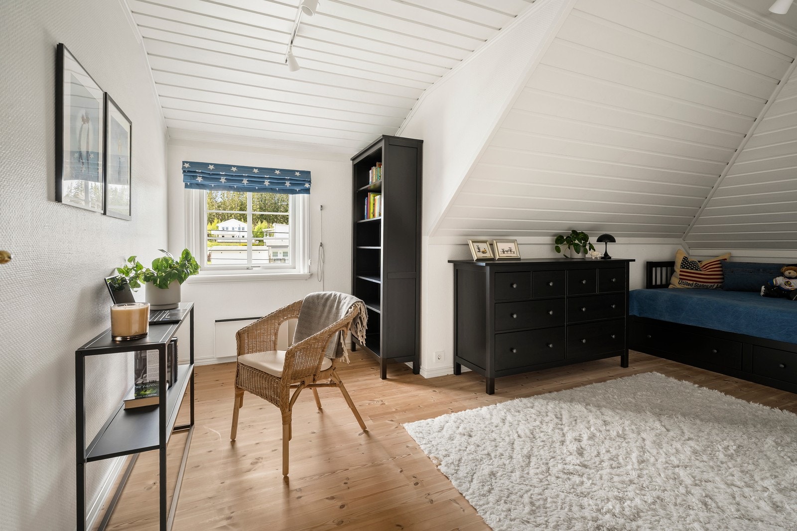 Det tredje soverommet er også plassert i andre etasje. Galleribilde
