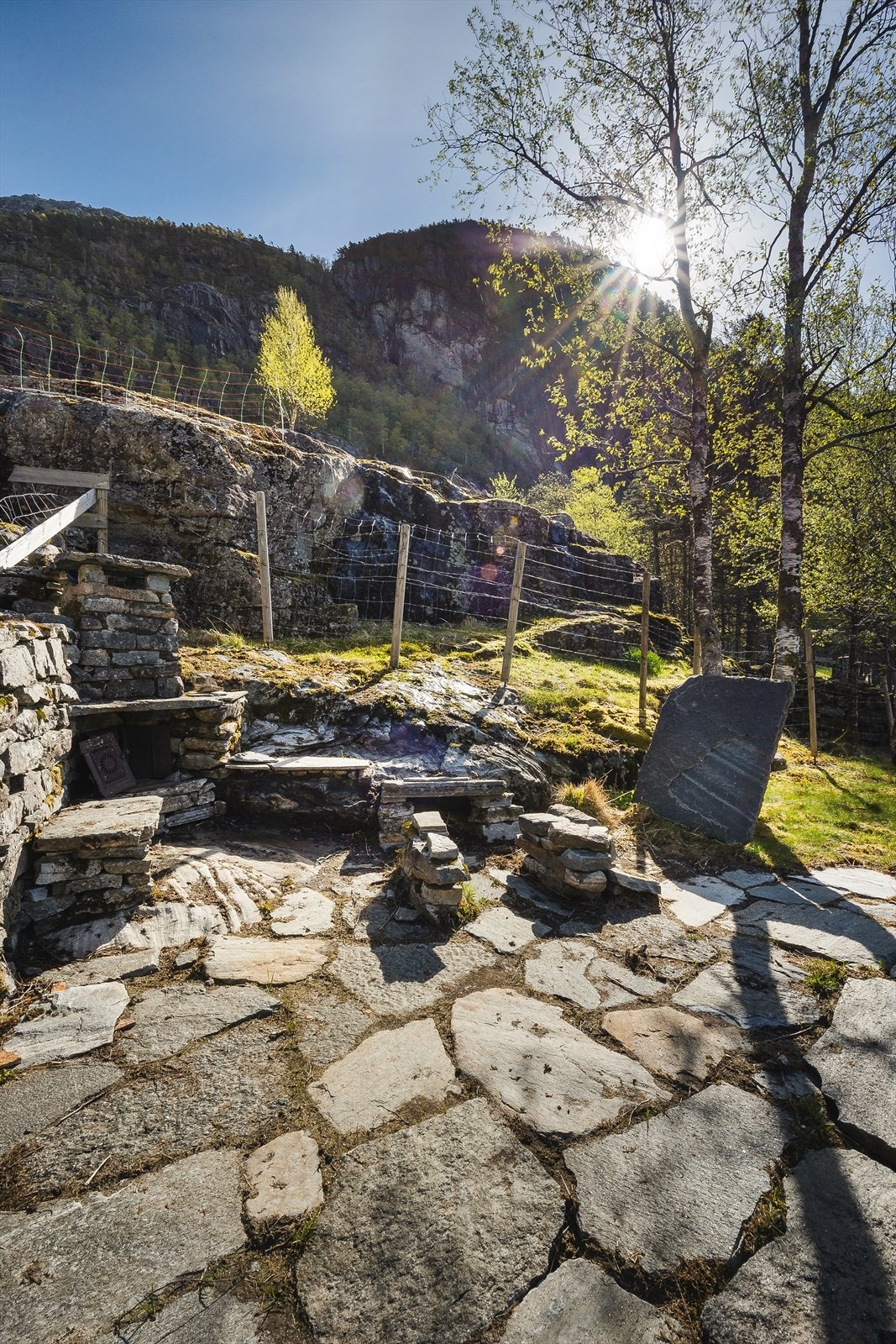 Uteplass på gårdstunet Galleribilde