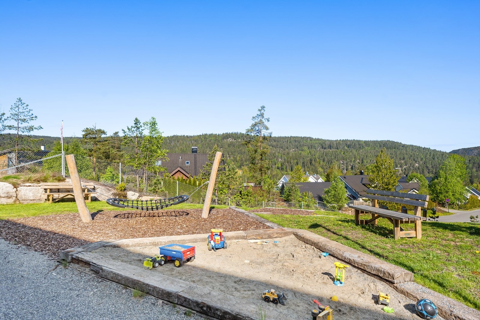 Et trygt og sosialt nabolag med hyggelige naboer. Galleribilde