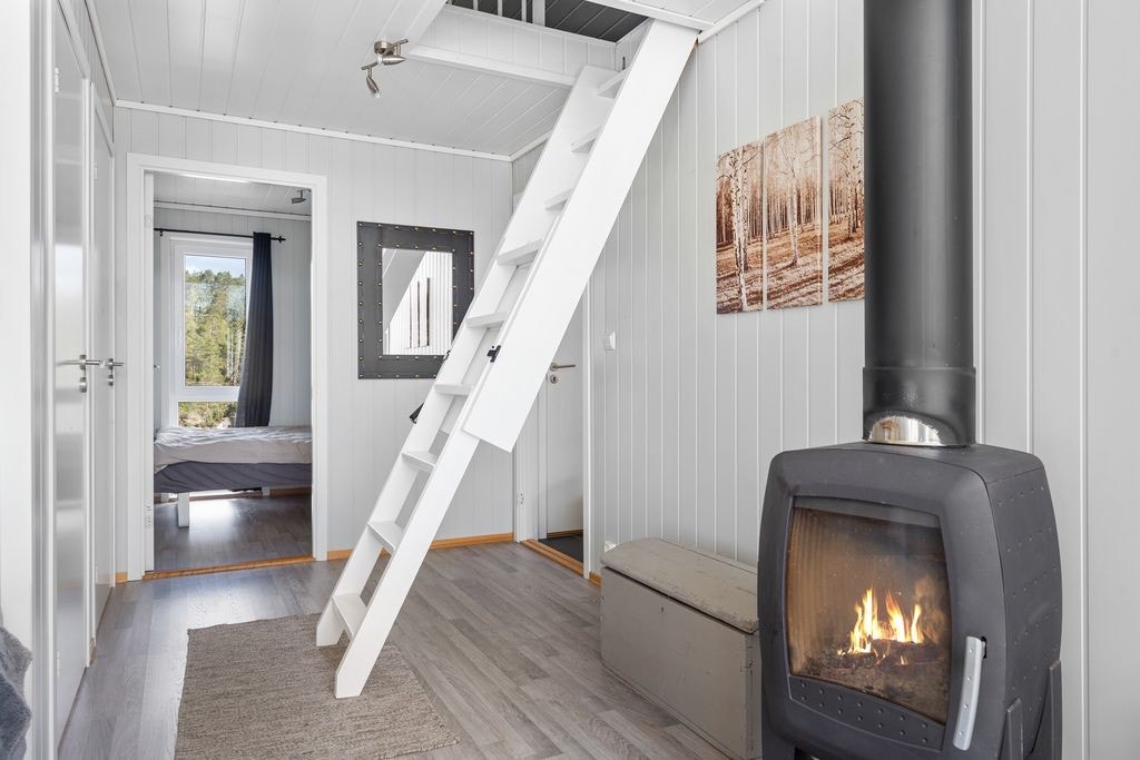 Nedfellbar loftstrapp opp til hemsen Galleribilde