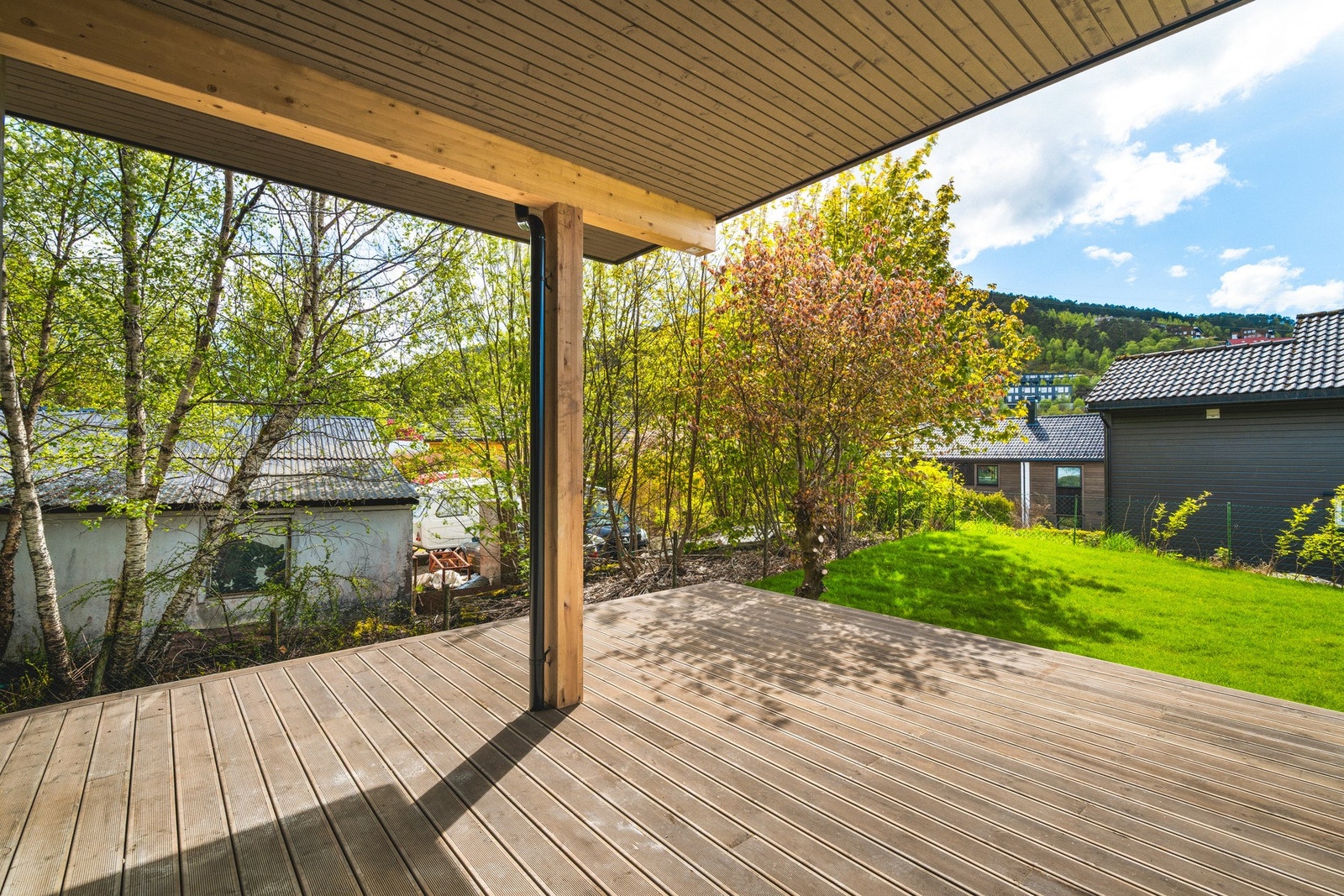 Fra stuen er det utgang til en herlig terrasse på hele 35,1 m², med gode innredningsmuligheter. Galleribilde