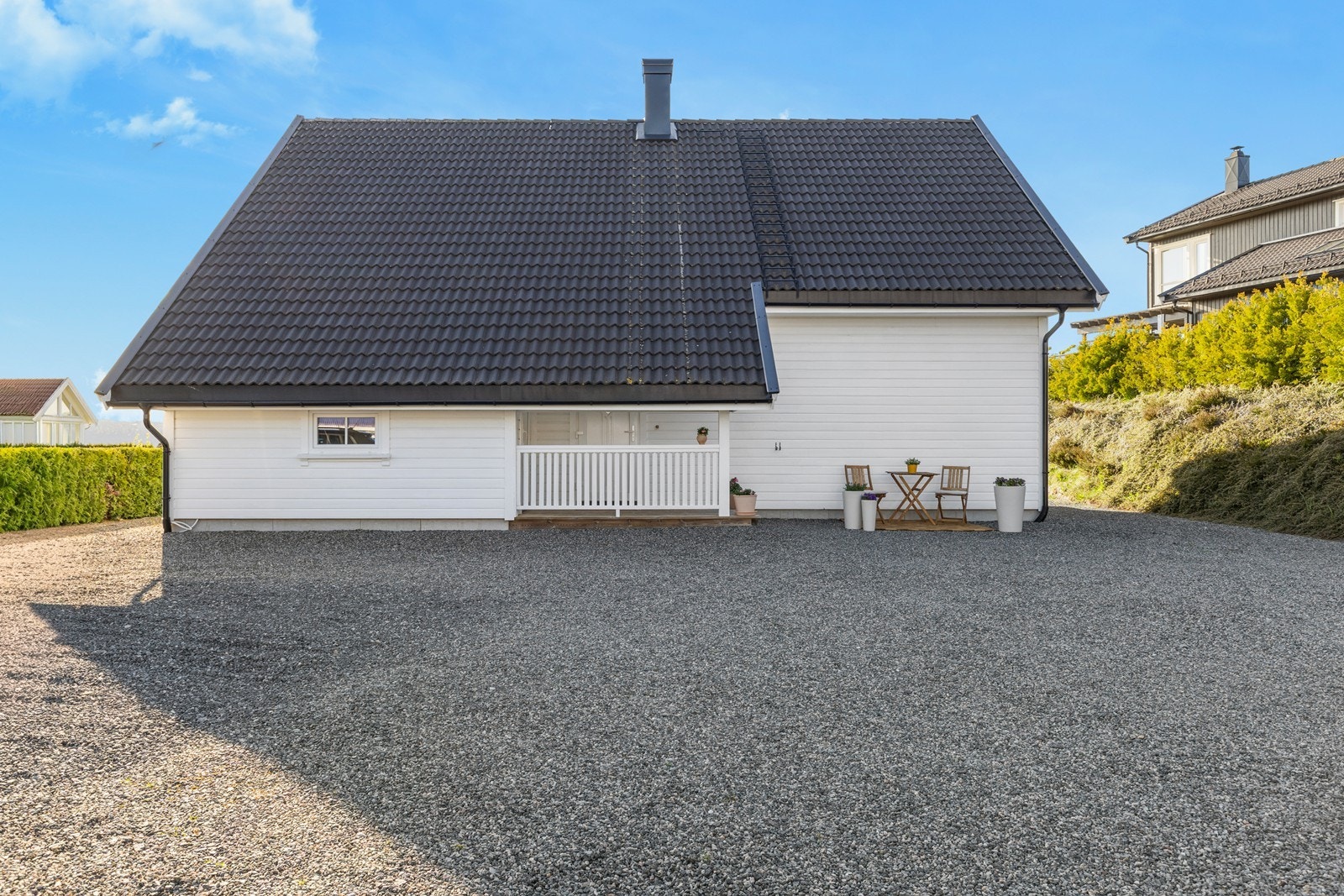 Godt med biloppstillingsplass Galleribilde