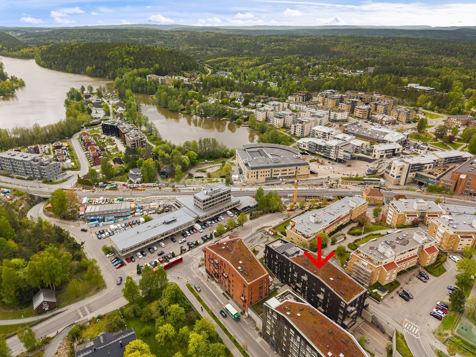 Kolbotn sentrum - tøffelavstand til kjøpesenter, tog og buss Galleribilde