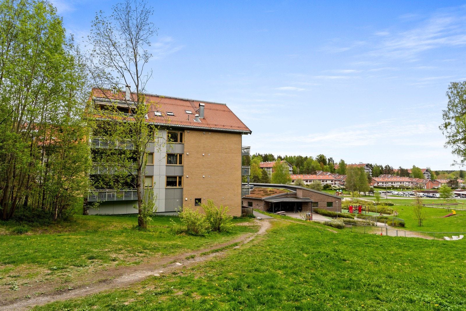 Eiendommen har nærhet til fine tur- og friluftsområder. Galleribilde