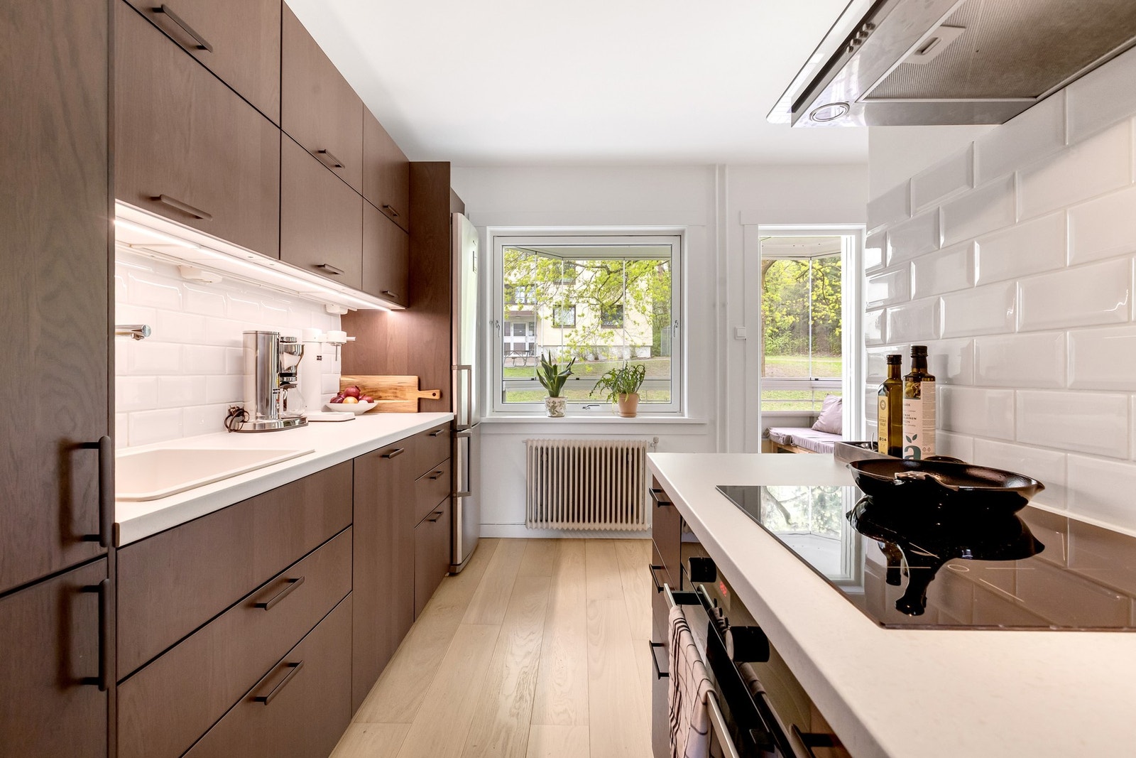 Det er avsatt plass til frittstående kjøl-/fryseskap. Galleribilde