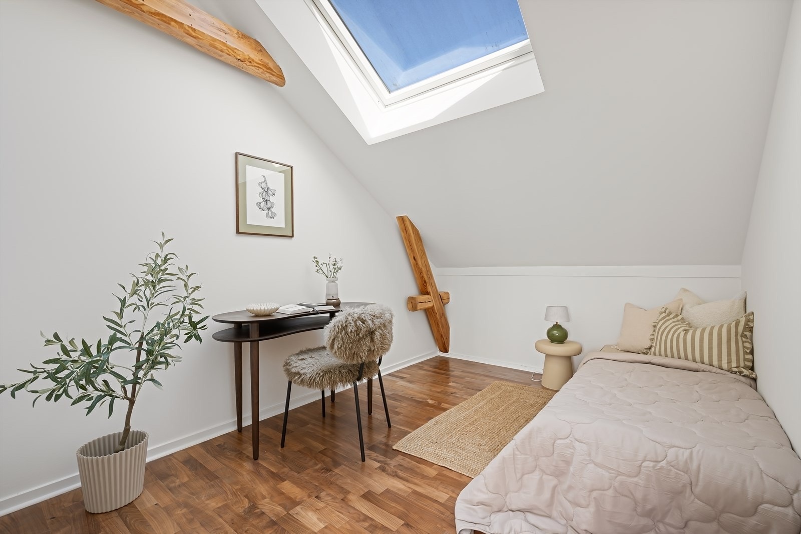 Soverom II - Perfekt som barnerom, gjesterom eller kontor. Galleribilde