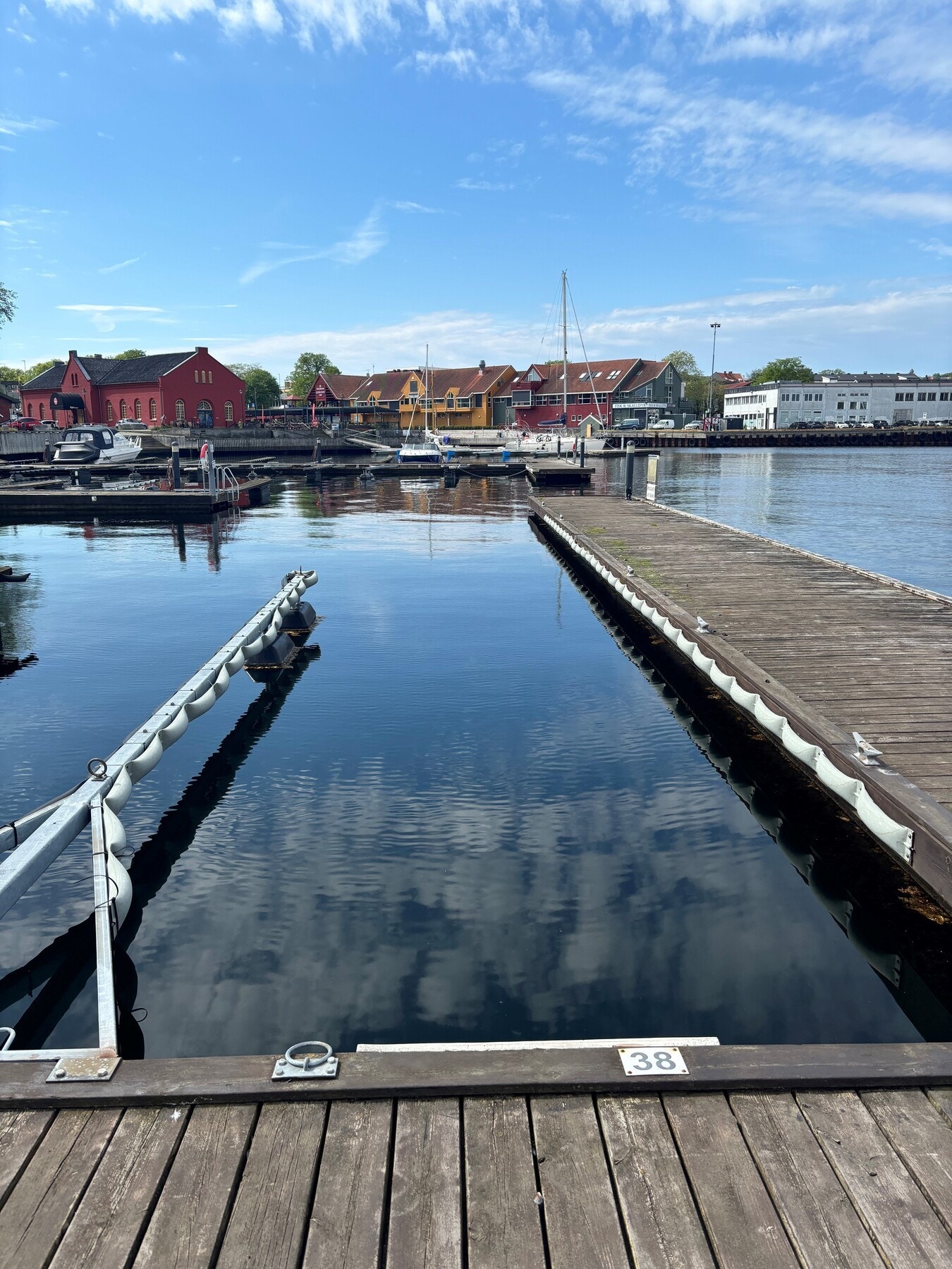 Privat bilde av båtplassen. Galleribilde