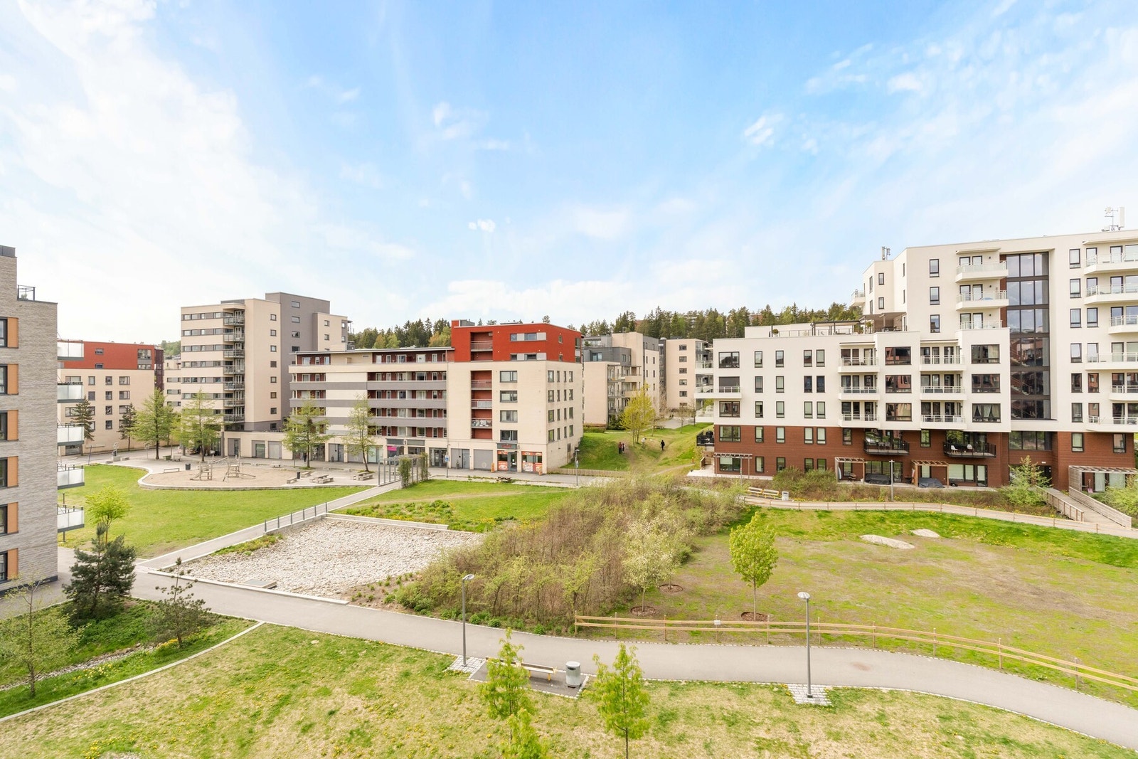 Utsikten fra takterrassen viser nærområdet. Galleribilde