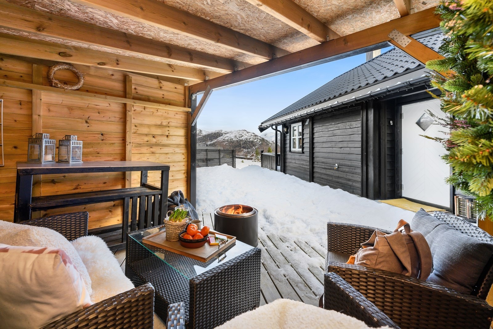 Hytten har en flott beliggenhet i Stordalen, med umiddelbar nærhet til natur og friluftsliv. Galleribilde