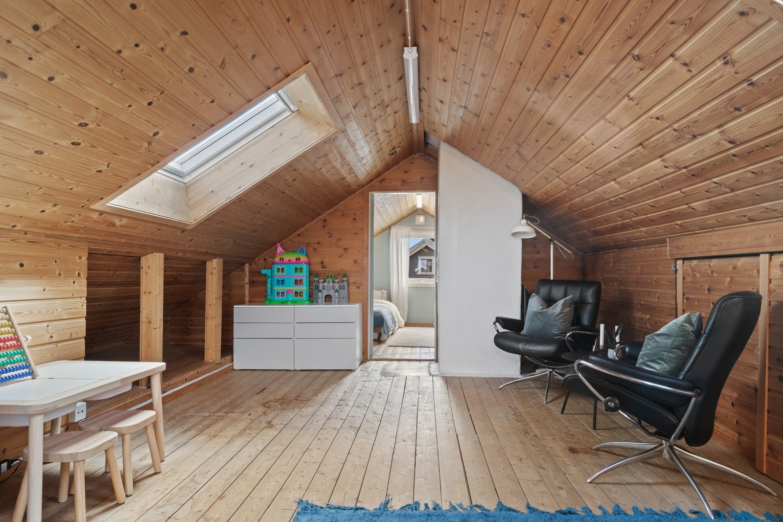 Innredede rom på loft er ikke bruksendret og ikke godkjent for varig opphold. Galleribilde