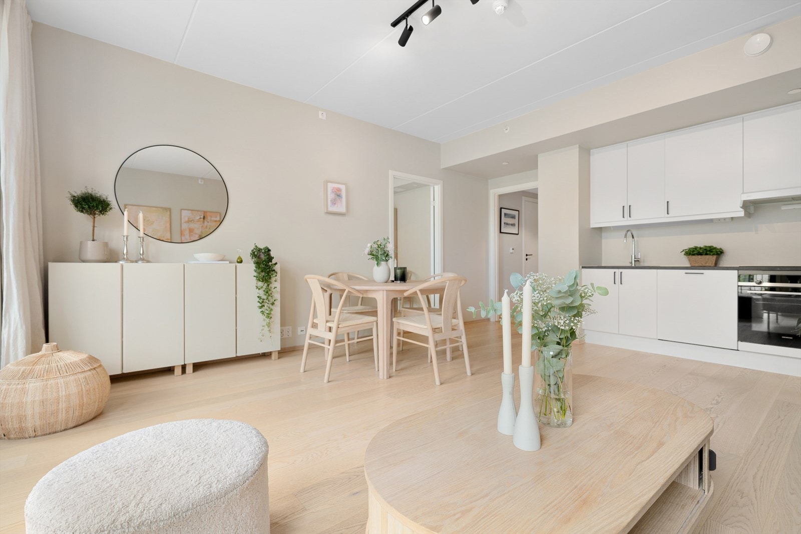 Leiligheten er en del av et boligsameie bestående av 193 boligseksjoner. Galleribilde