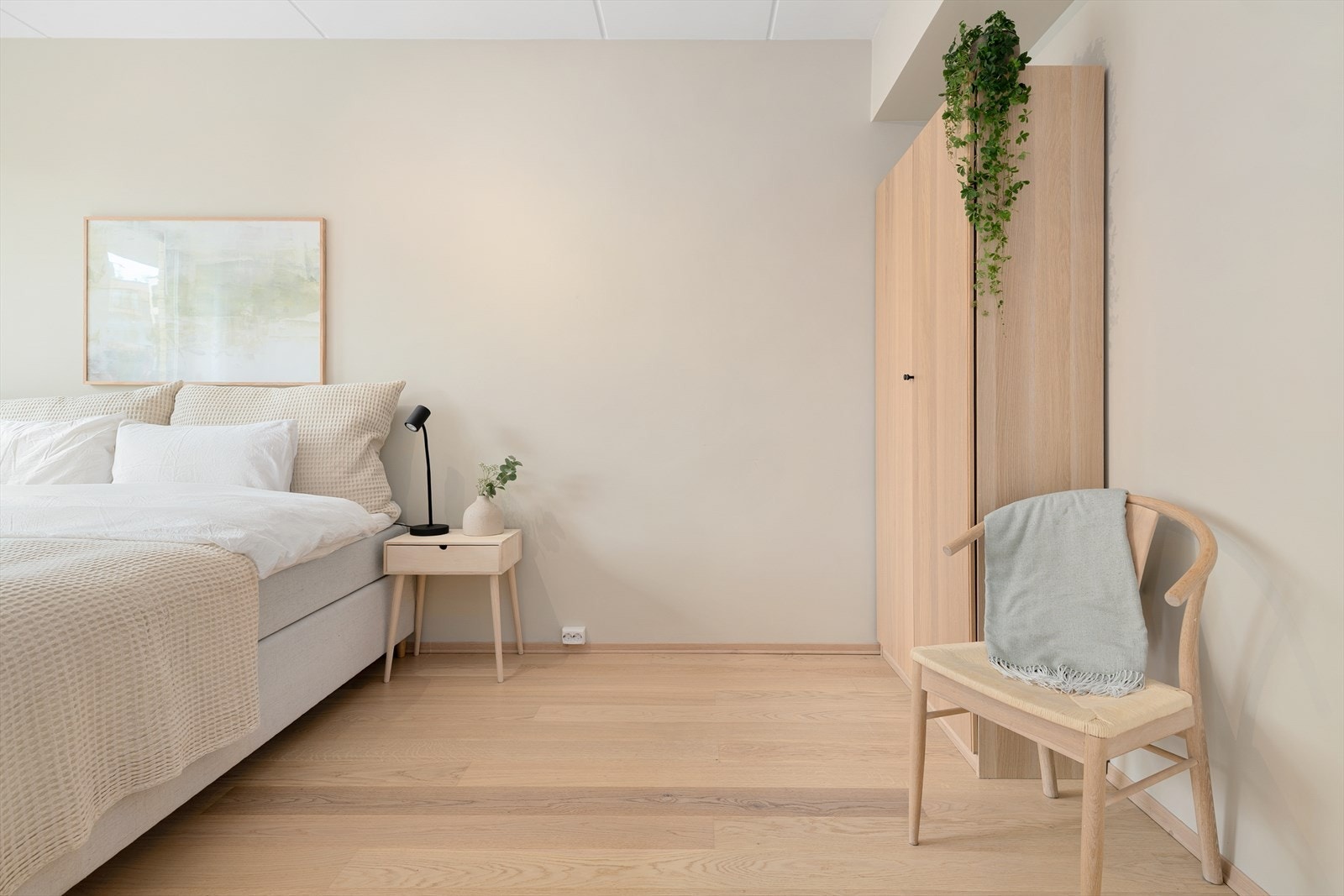 Hovedsoverommet har god plass til dobbeltseng og garderobe. Galleribilde