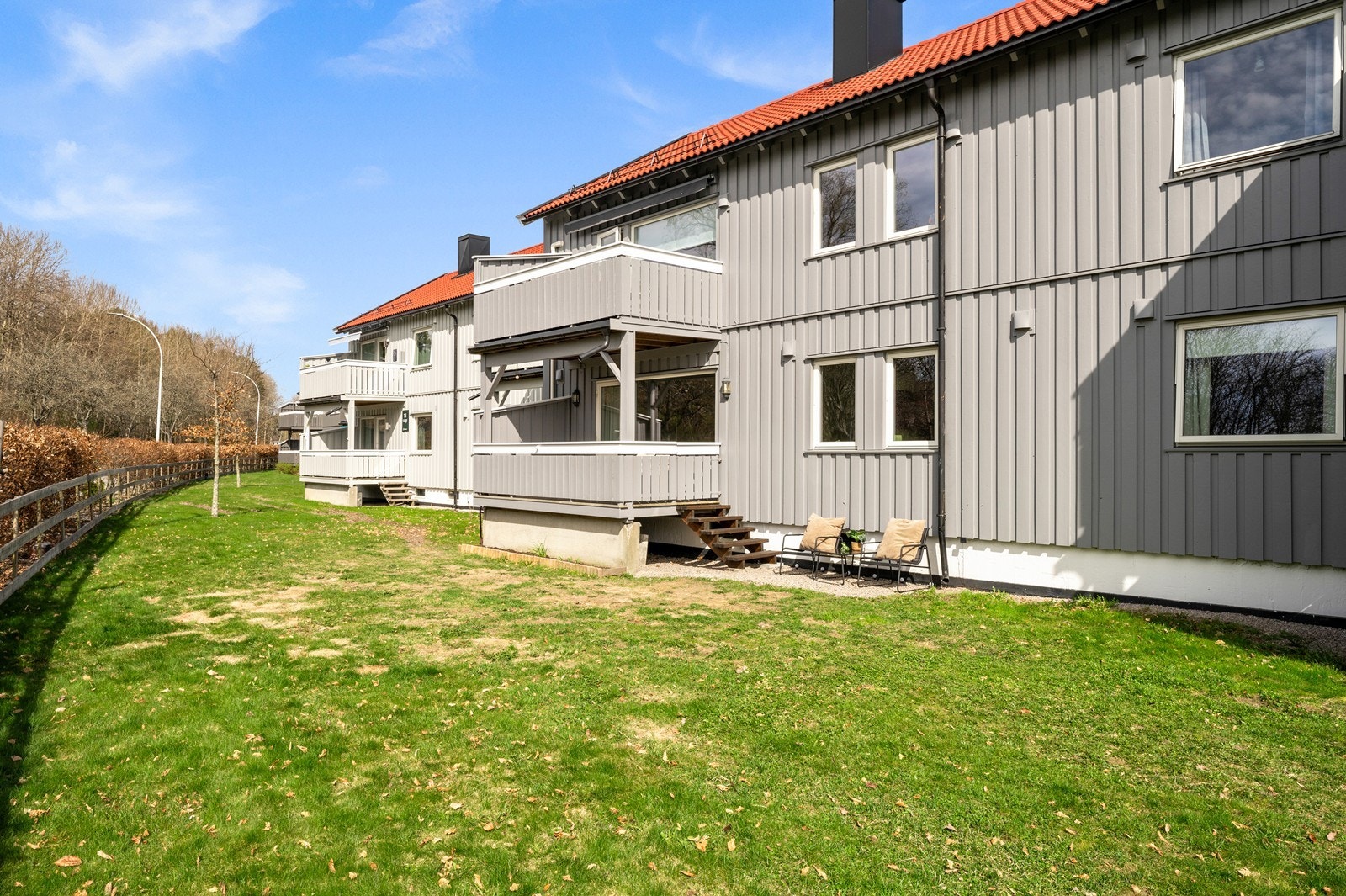 Bygget er godt vedlikeholdt. Fasaden ble kledd om og etterisolert i perioden 1997-2000, og vinduene er fra 2013. Galleribilde