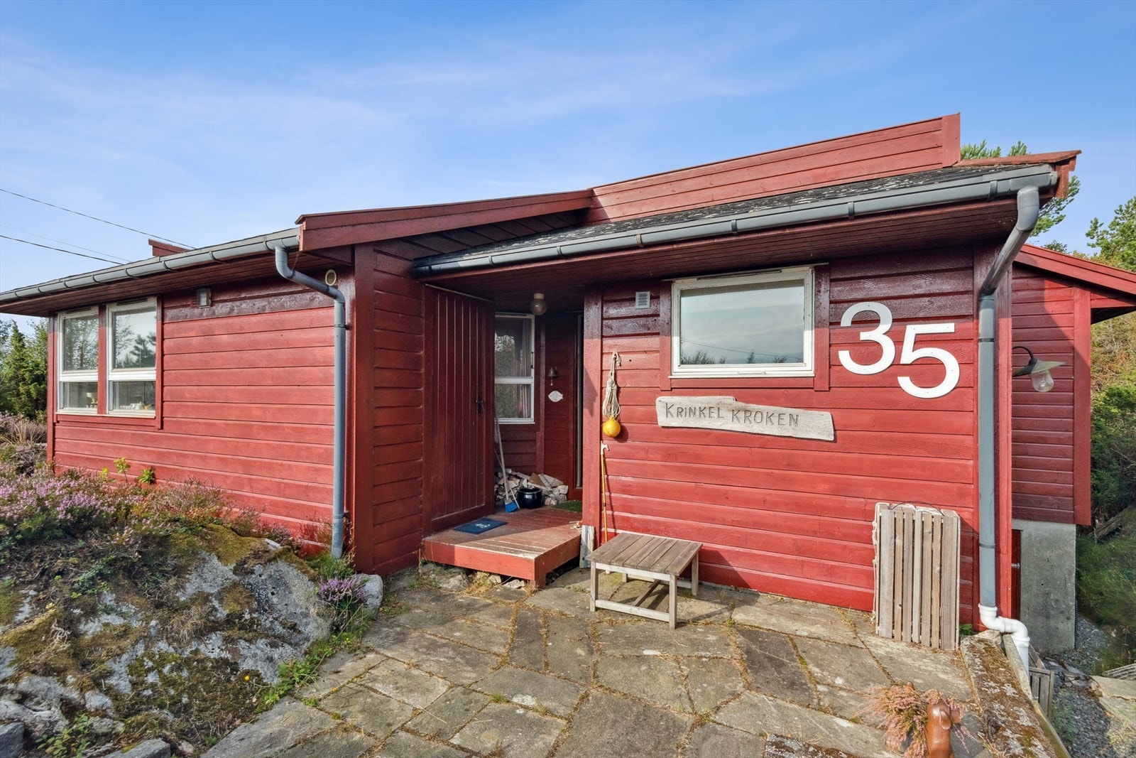 Skiferhellene gjør det lett å vedlikeholde. Galleribilde