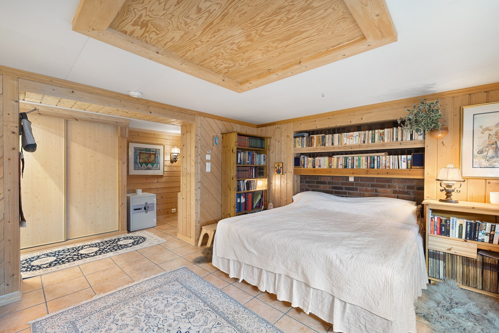 Soverom/stue. Galleribilde