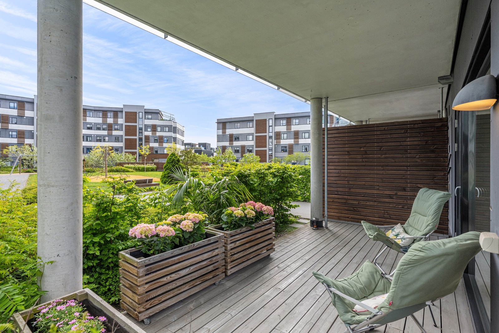 Moderne 2-roms endeleilighet med trappefri adkomst, stor terrasse og garasjeplass Galleribilde