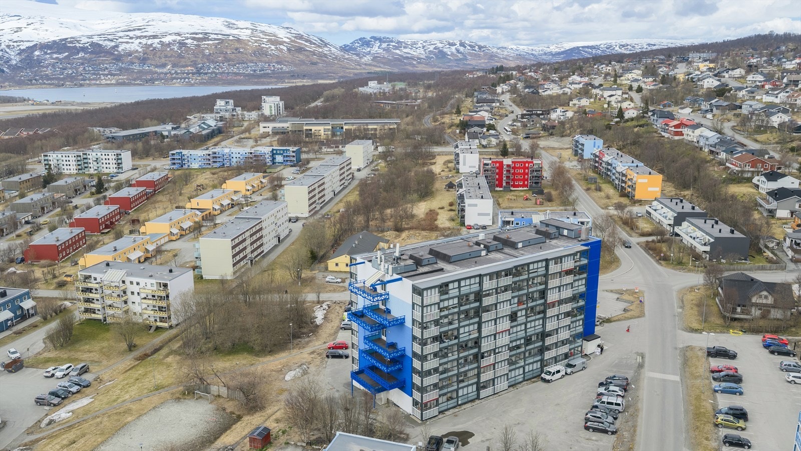 Barnehage og skole i området samt gangavstand til UNN/UiT Galleribilde