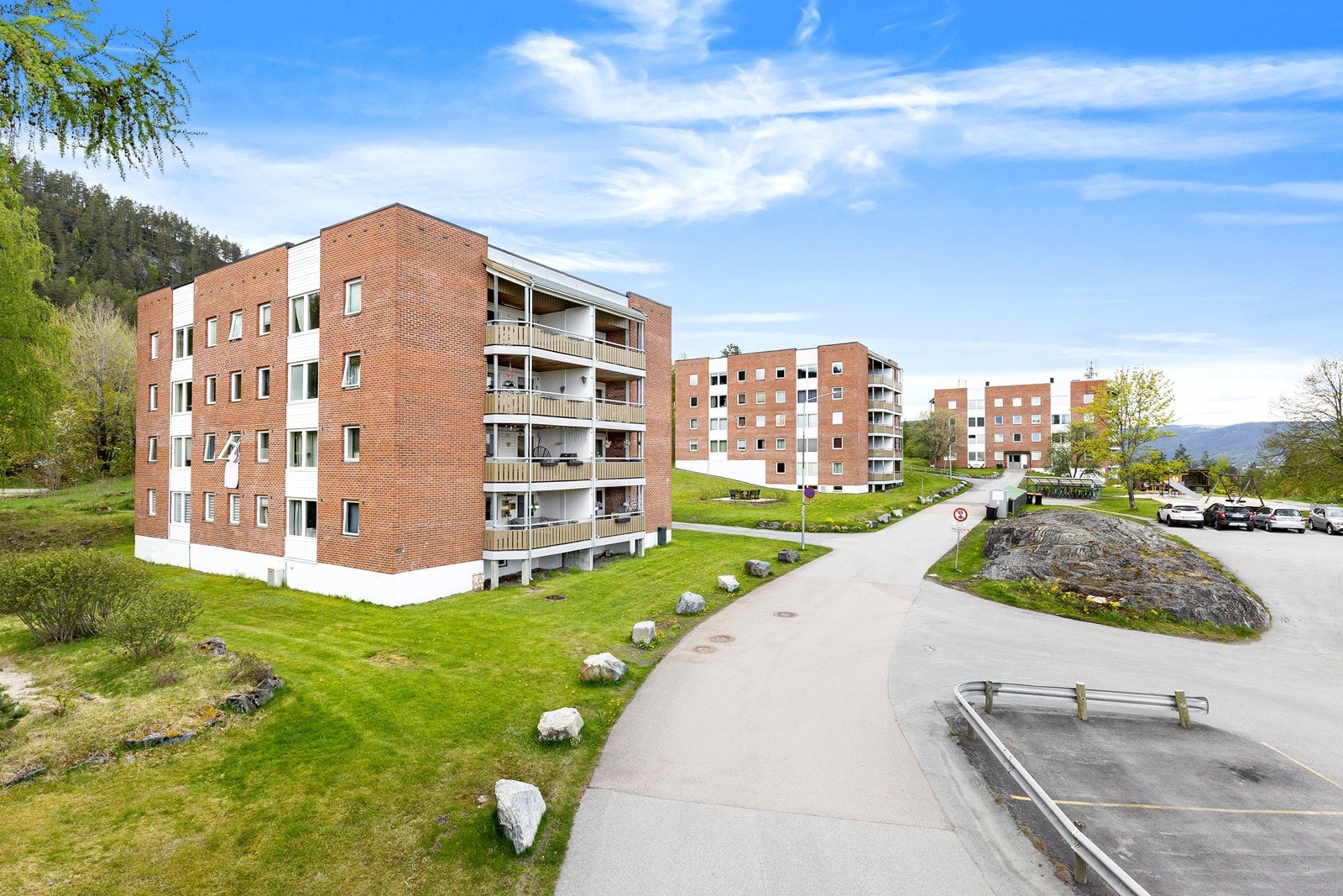 Leiligheten har en flott beliggenhet på Steglet med med nærhet til Teknologiparken og Arsenalet Galleribilde