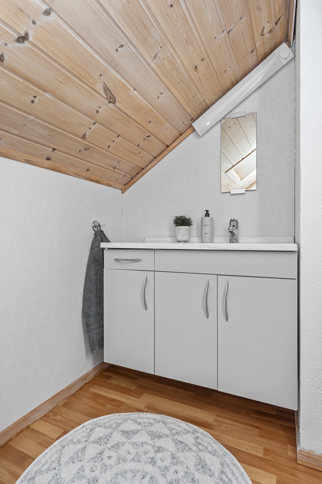 Toalettrom i loftsetasjen. Galleribilde